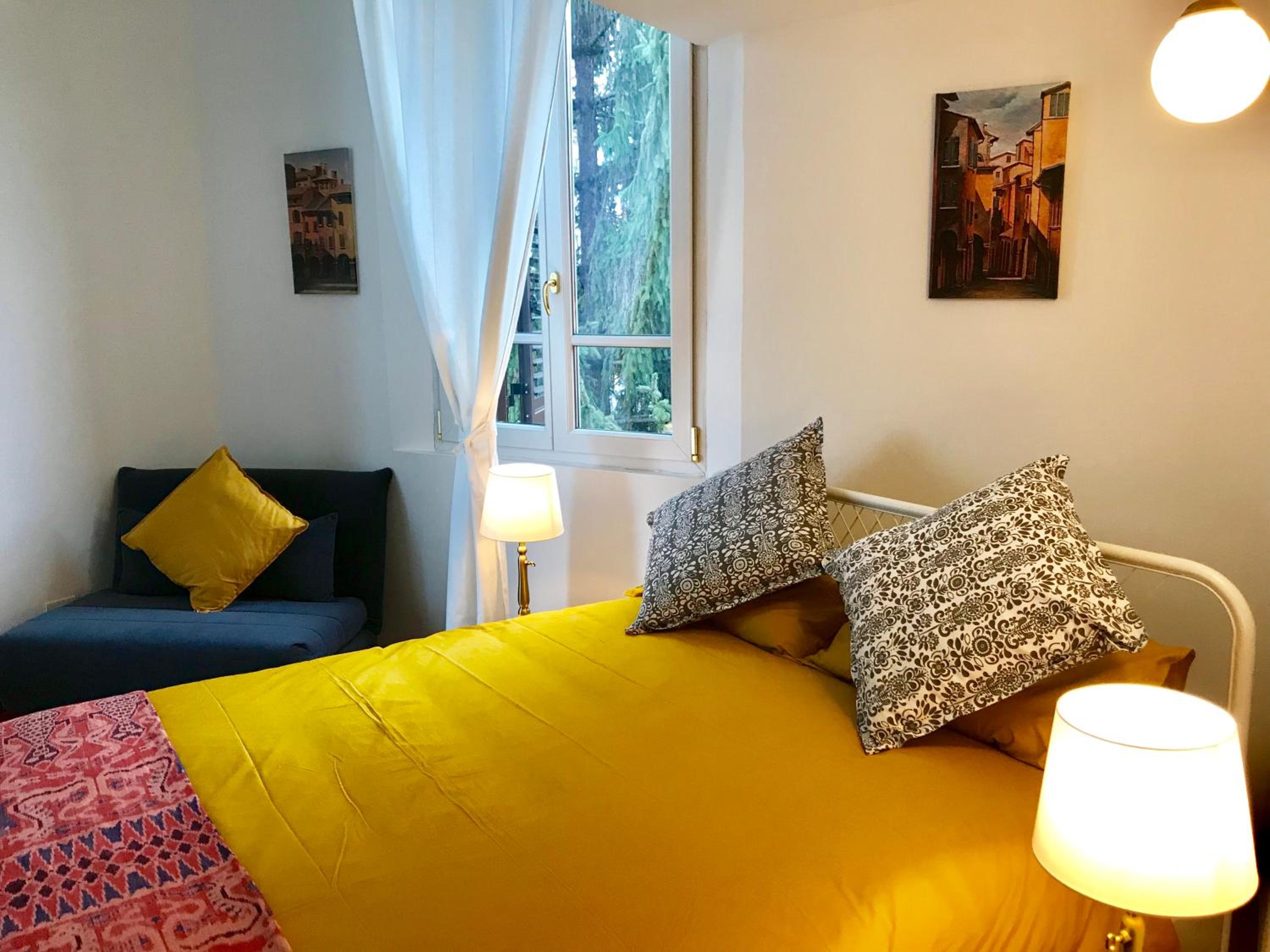 One-Bedroom Apartment