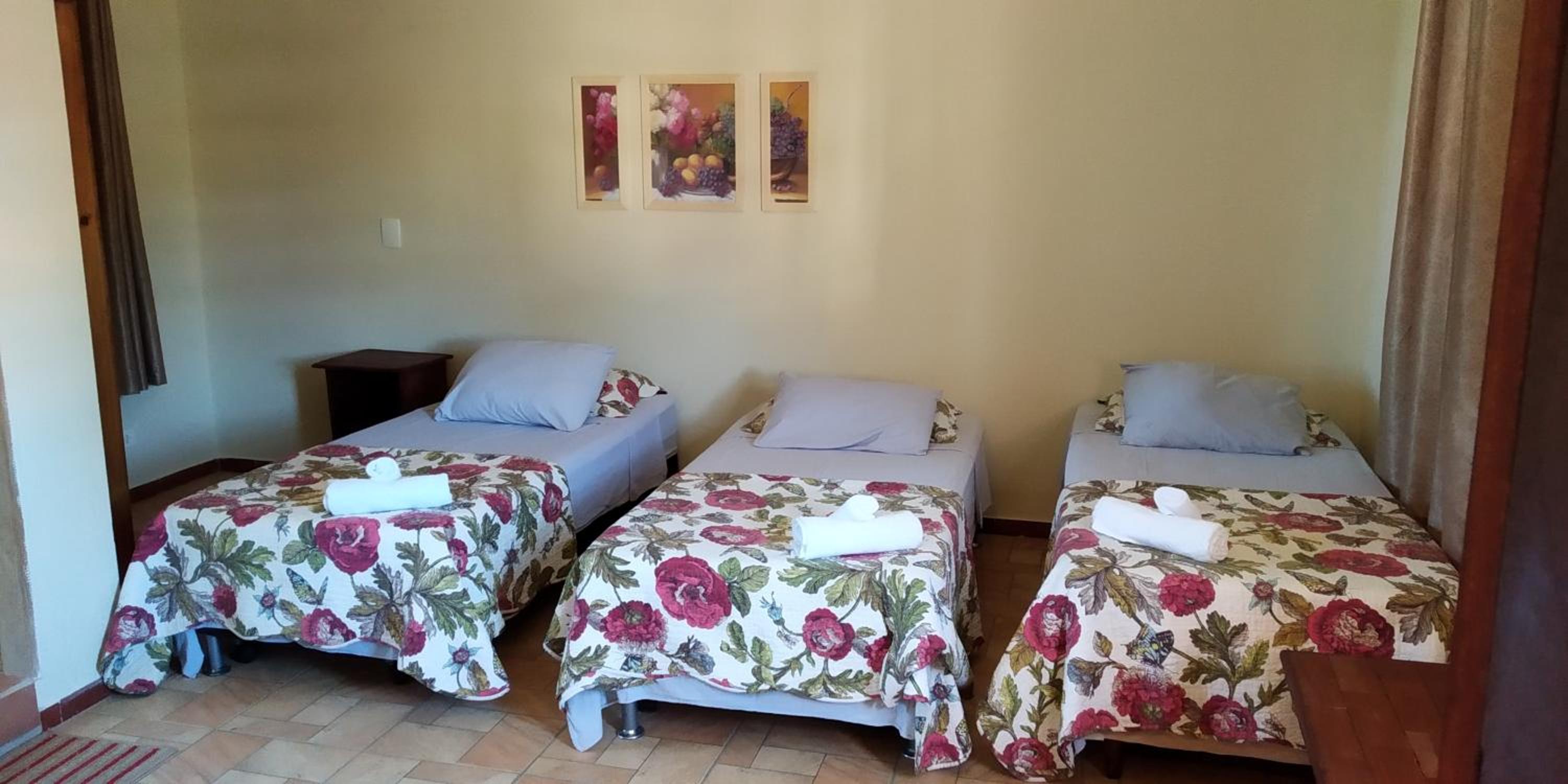 Family Two-Bedroom Suite - Photo 7
