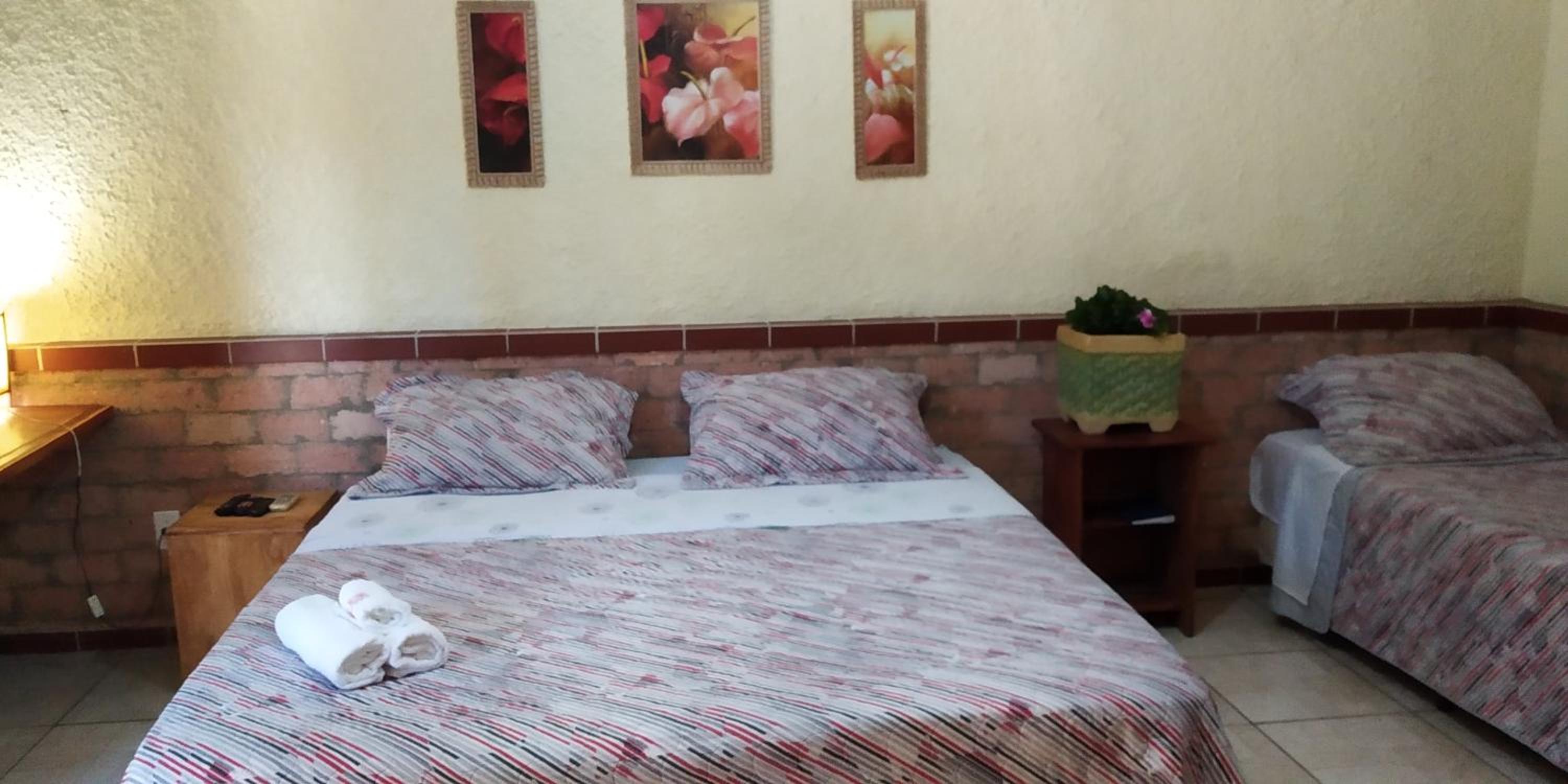 Standard Triple Room - Photo 2