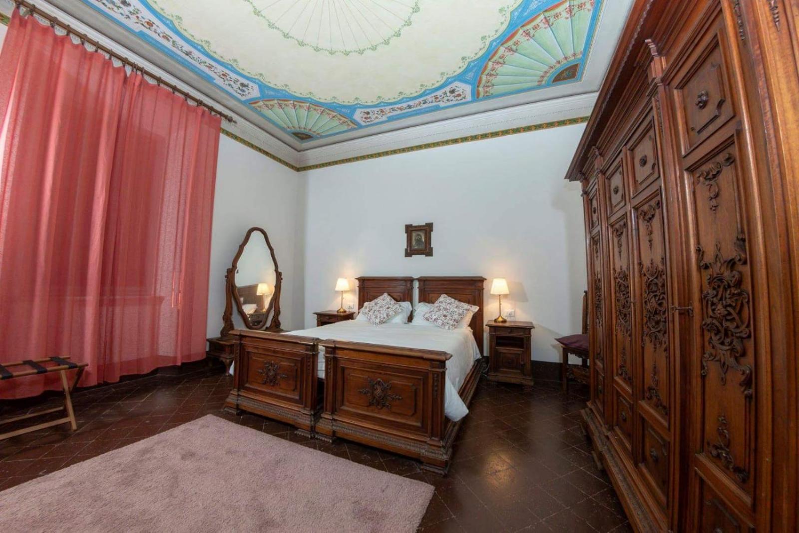 Superior Suite - Photo 6