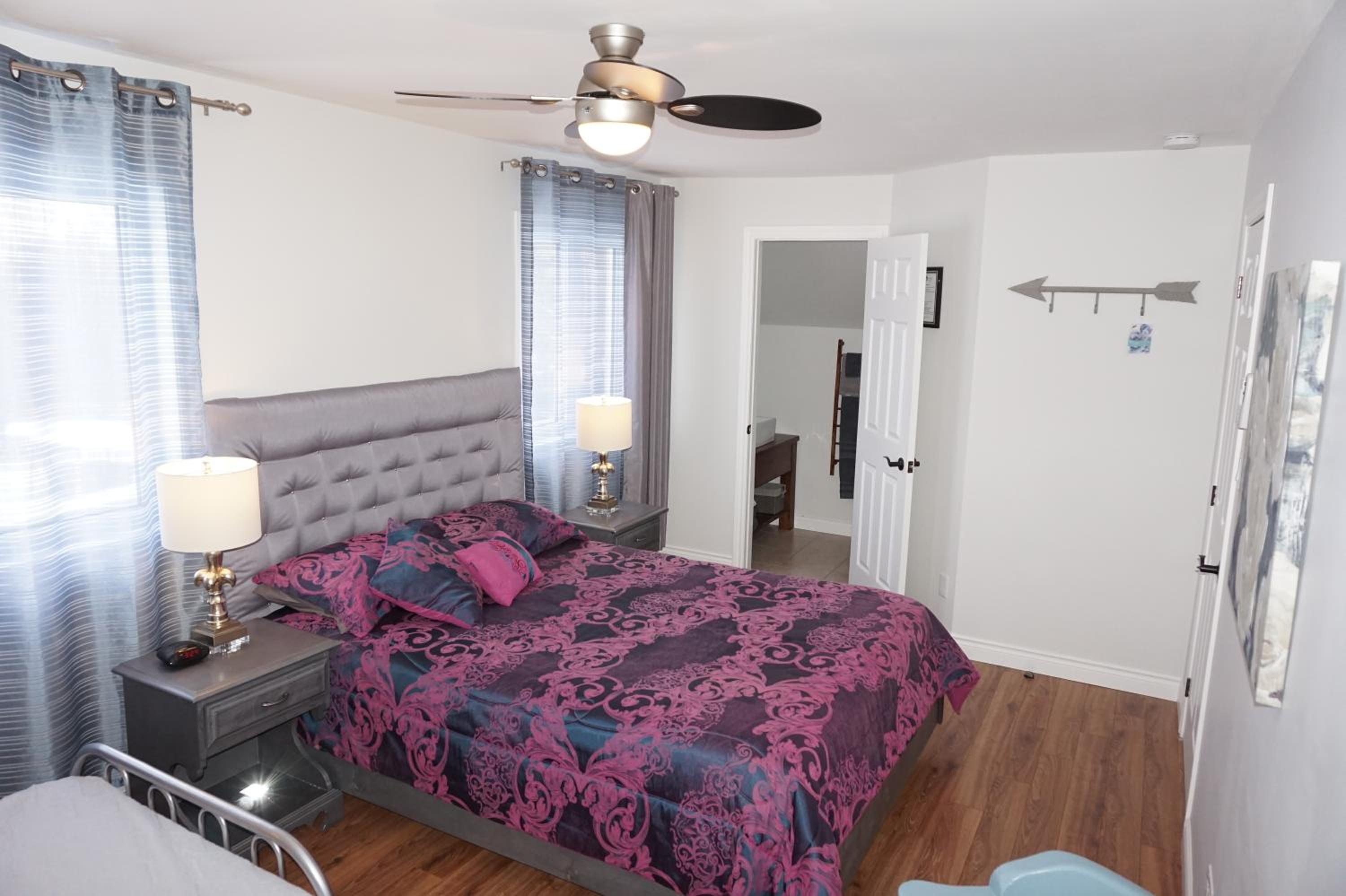 Family Room with Private Bathroom (2 Adults + 1 Child)