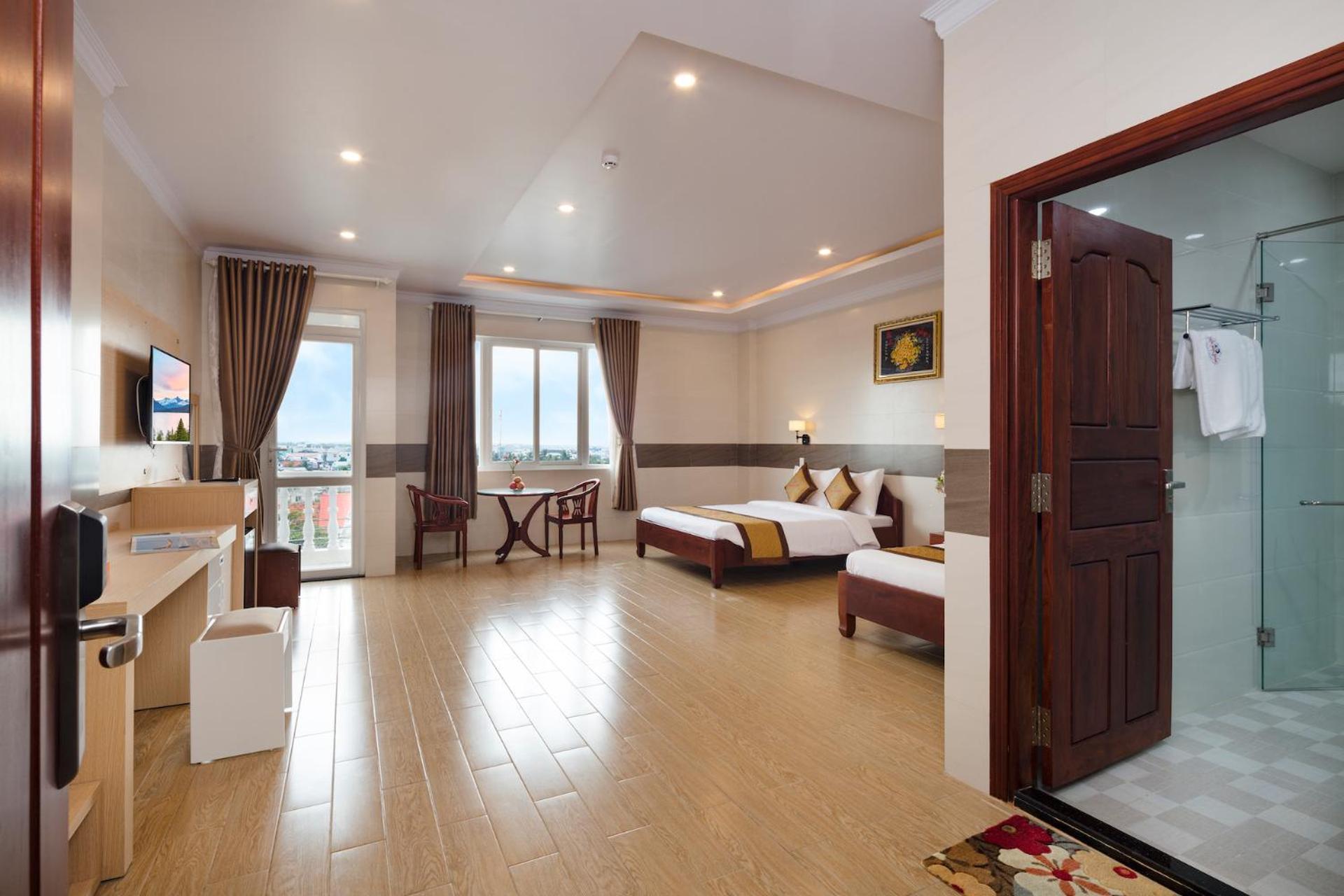 Superior Deluxe Double or Twin Room  photo 2
