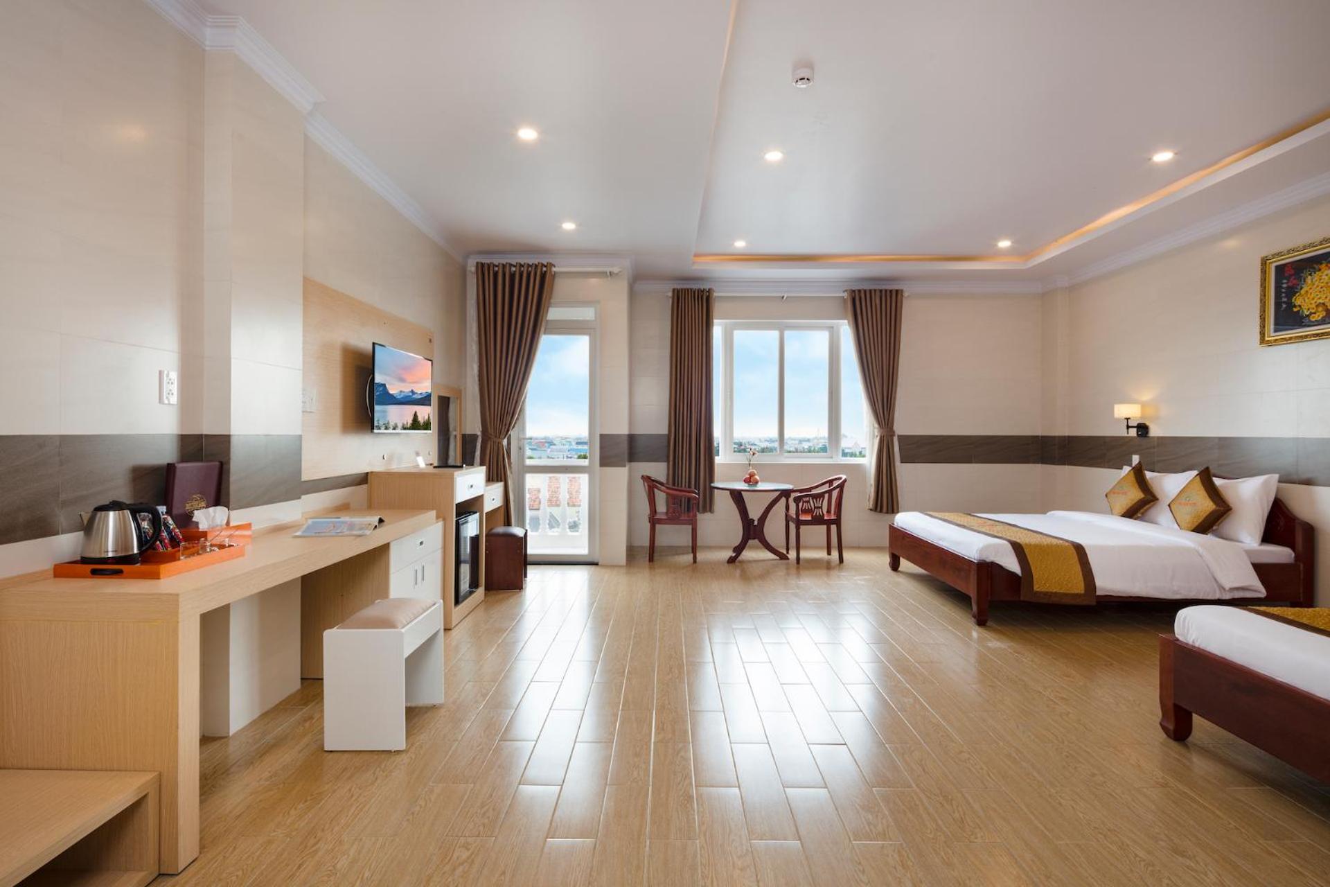 Superior Deluxe Double or Twin Room  photo 3