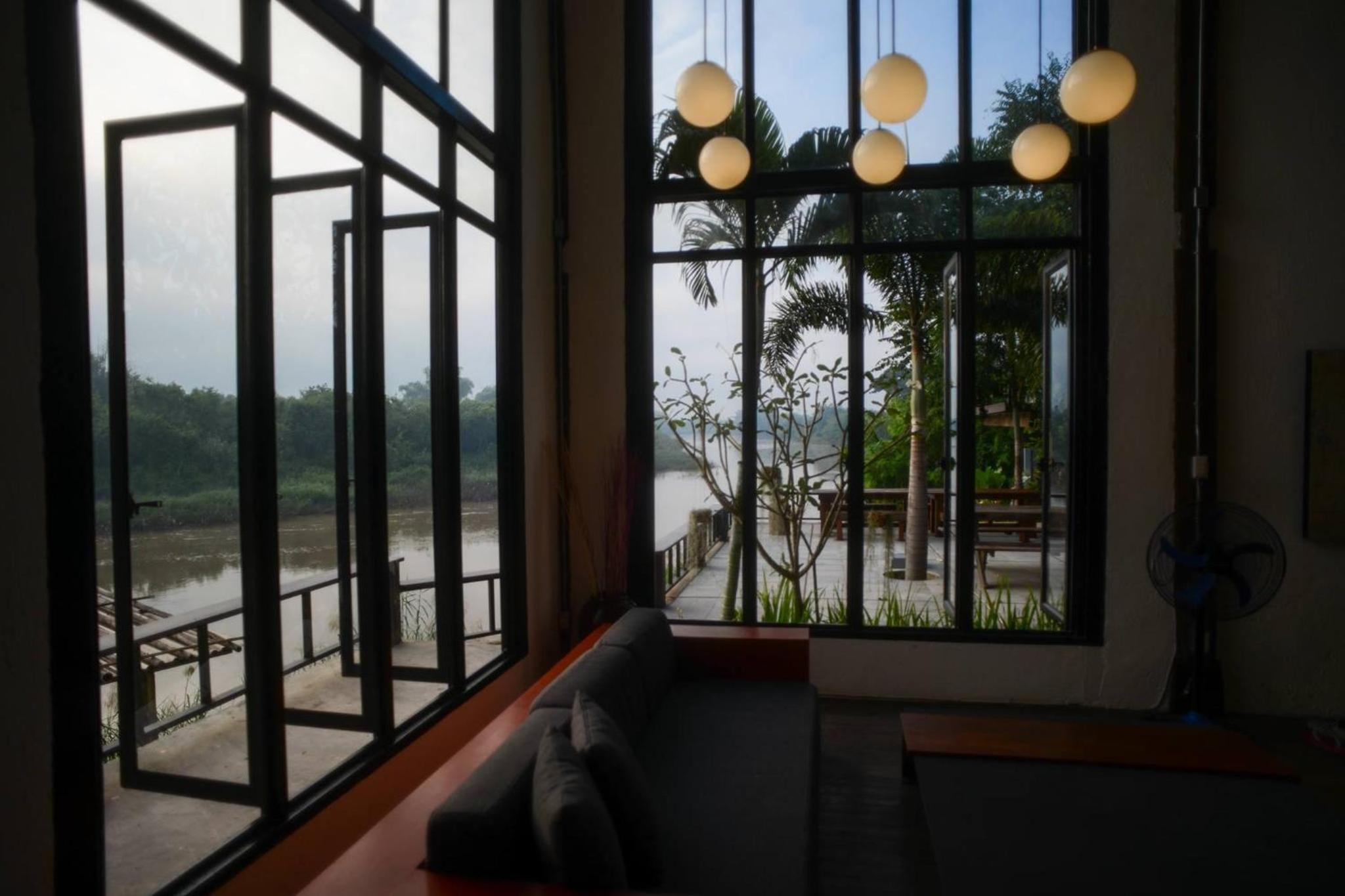 Four-Bedroom House - Photo 105