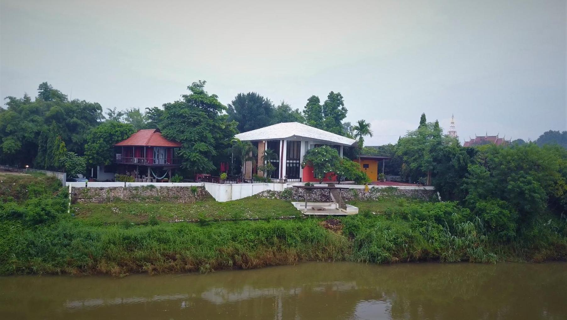 Four-Bedroom House - Photo 94