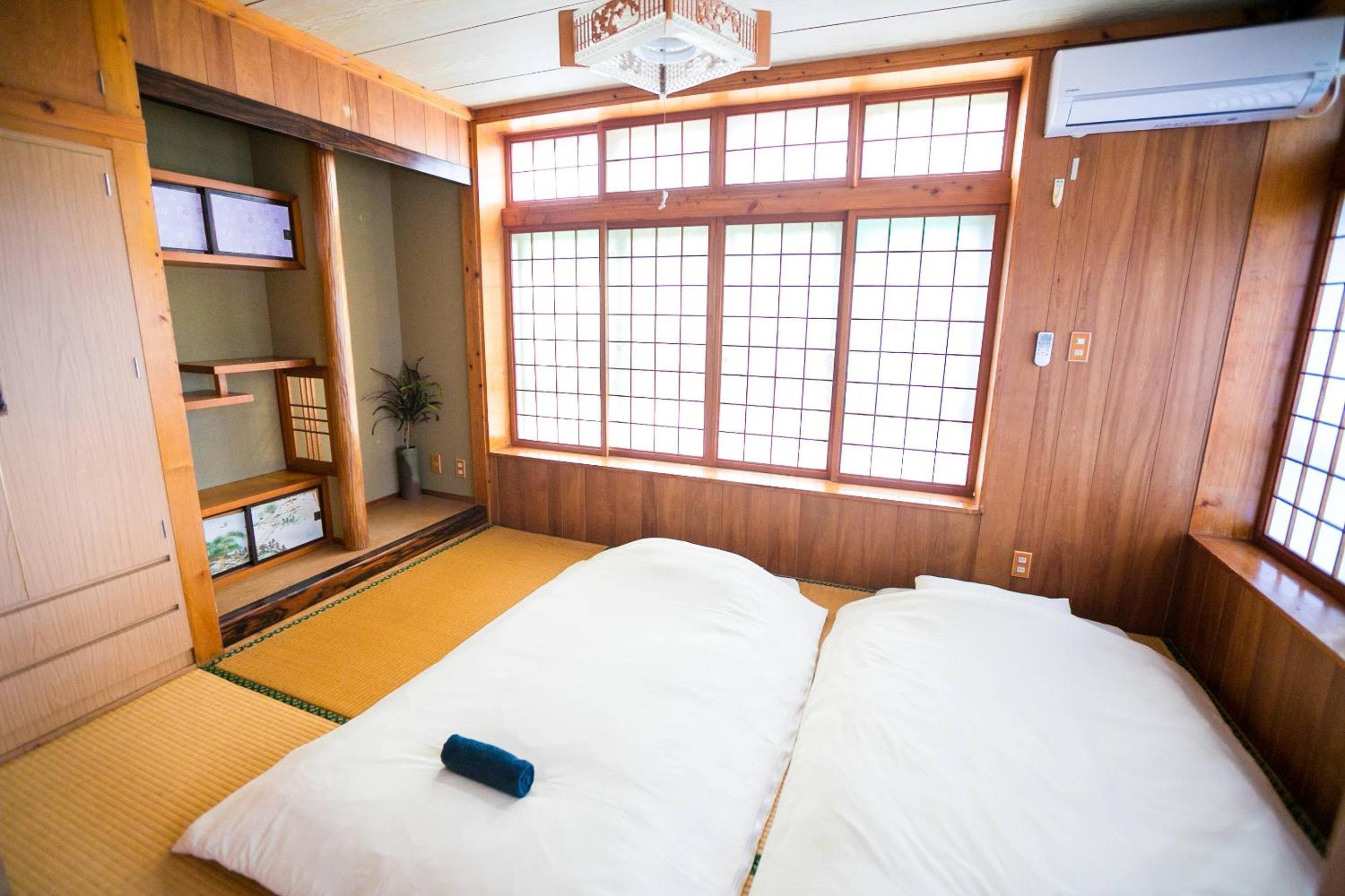 Four-Bedroom House - Photo 20