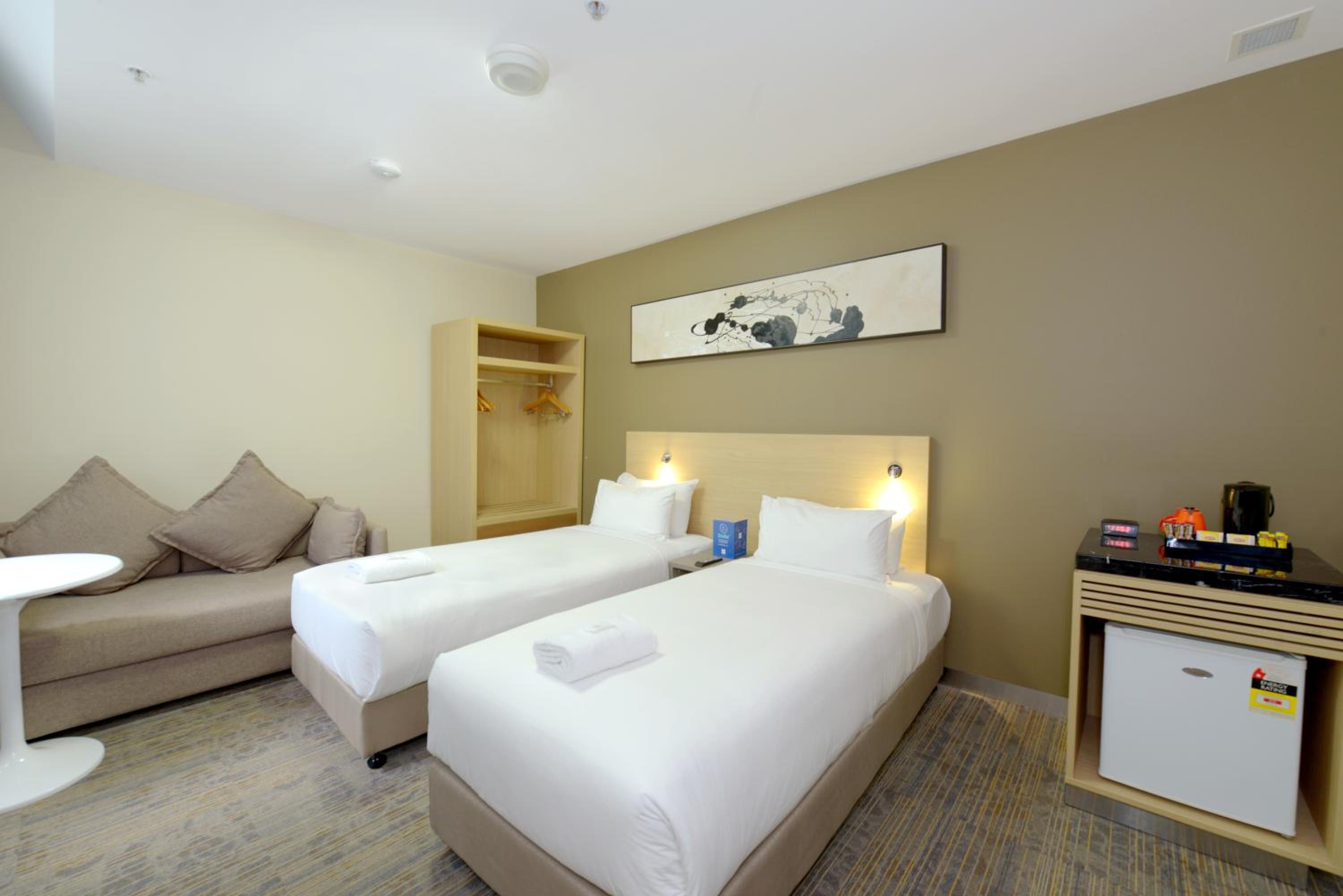 Standard Twin Room