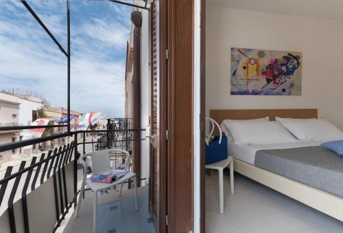 Triple Room with Balcony photo 2