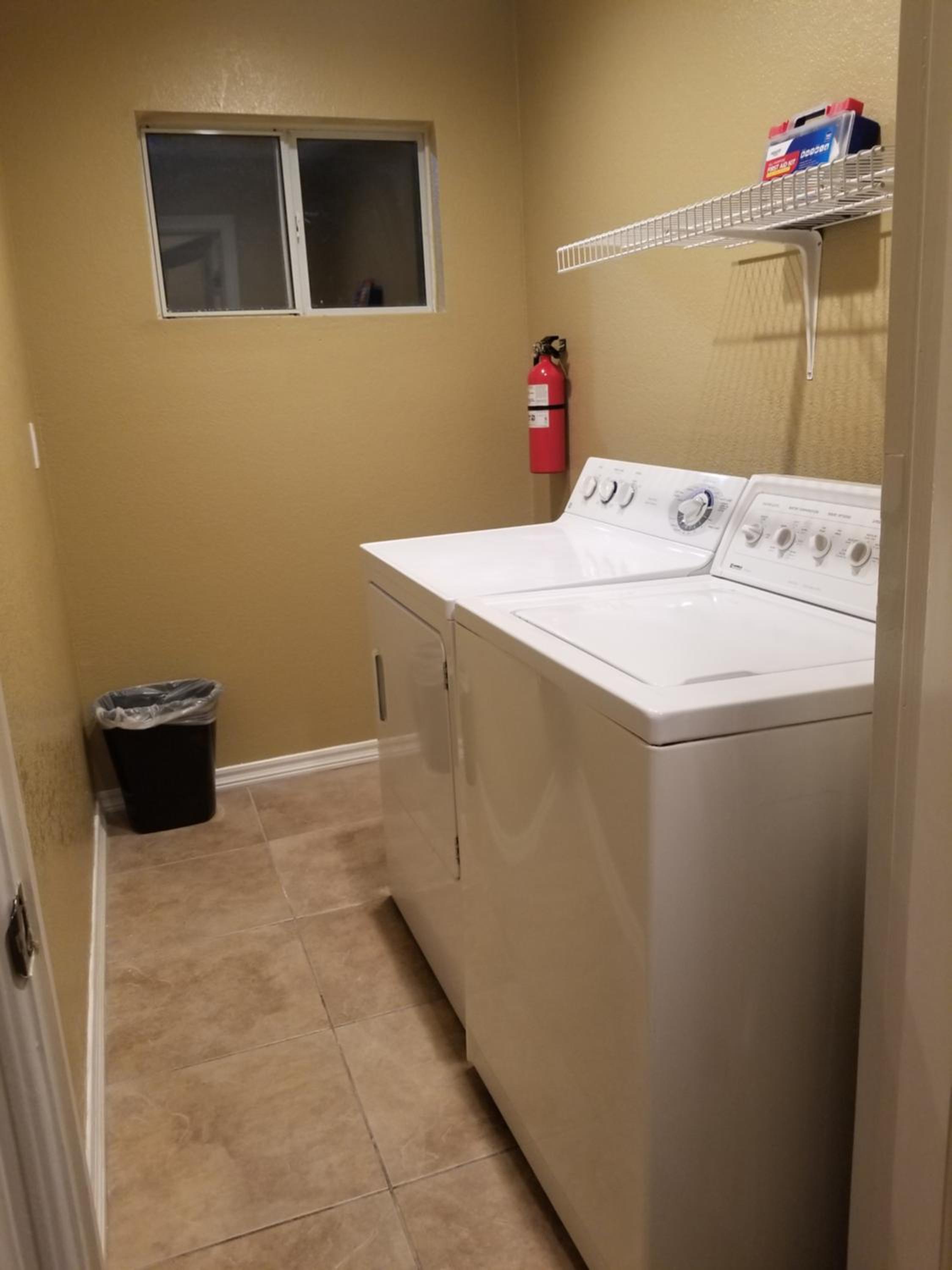 Two-Bedroom House - Photo 39