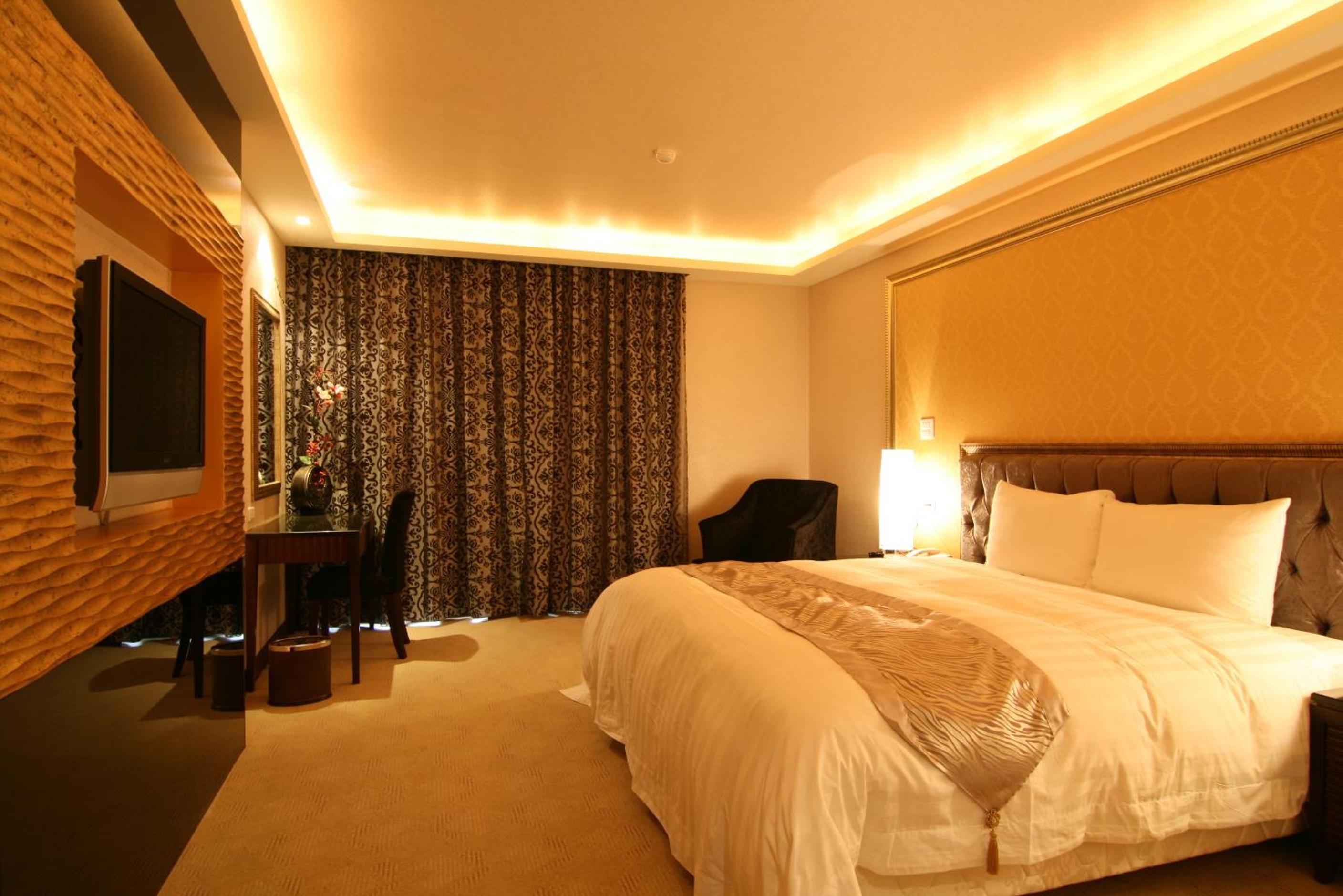 Standard Double Room photo 2