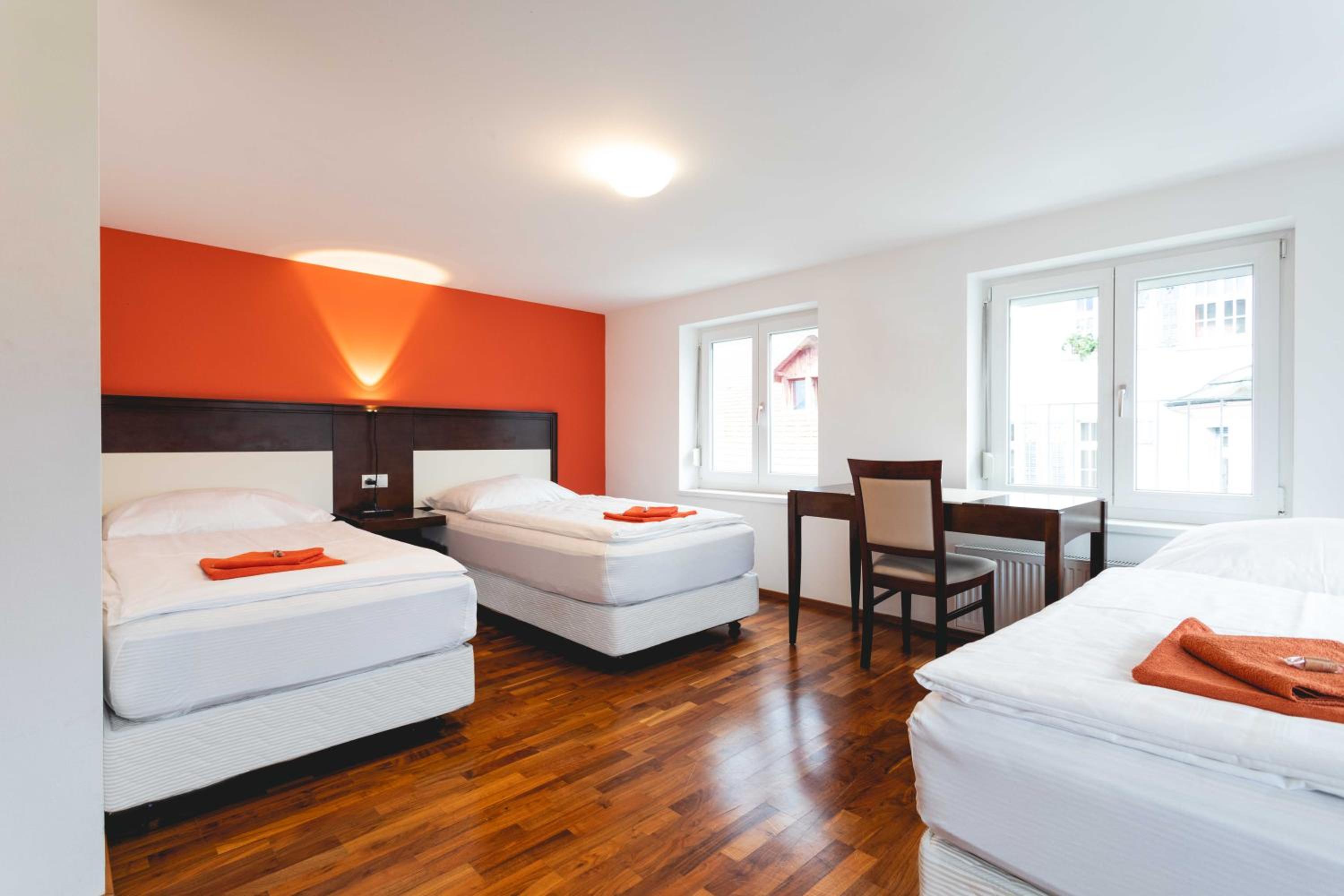 Triple Room (Street Side) - Photo 1