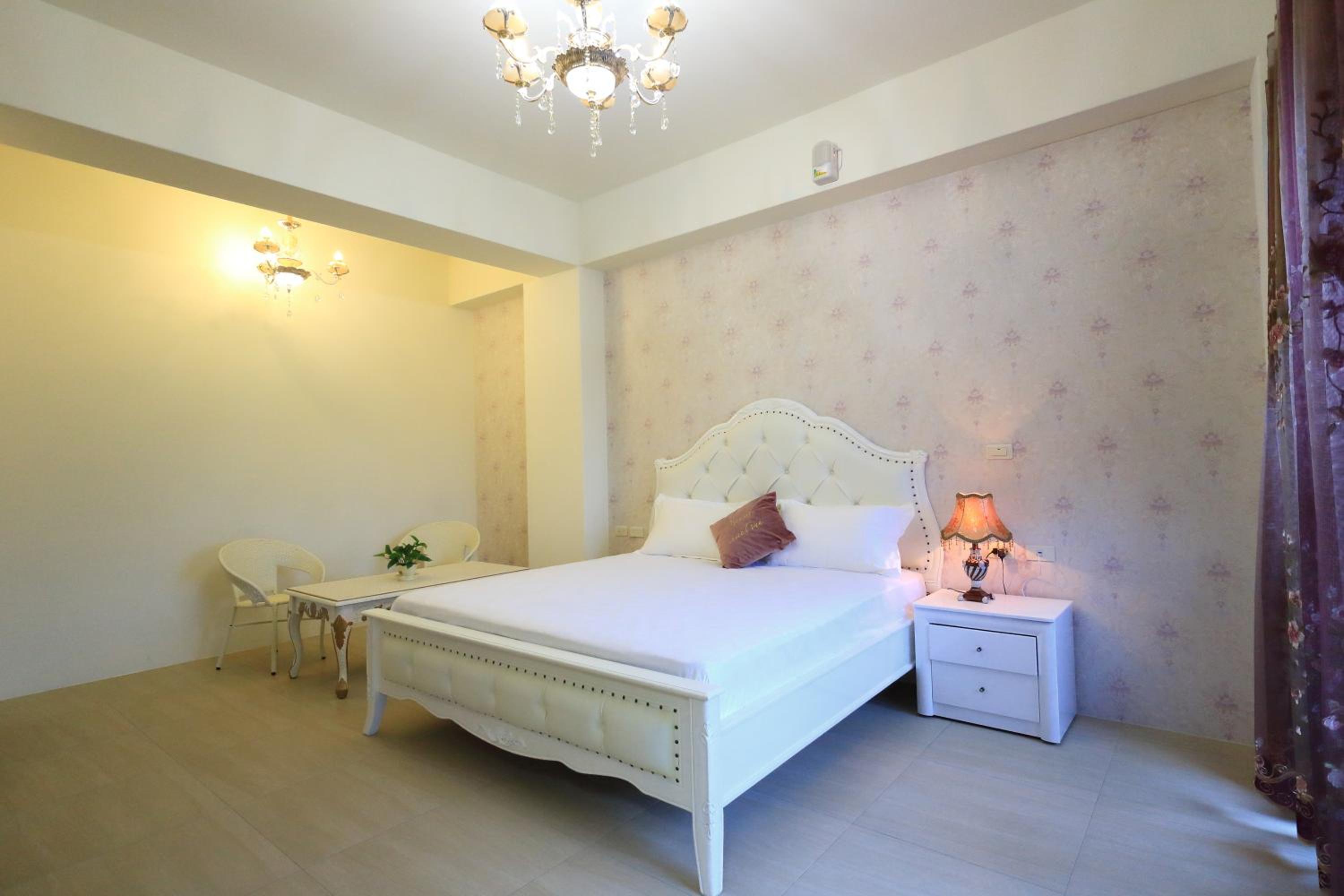 King Room with Mountain View
