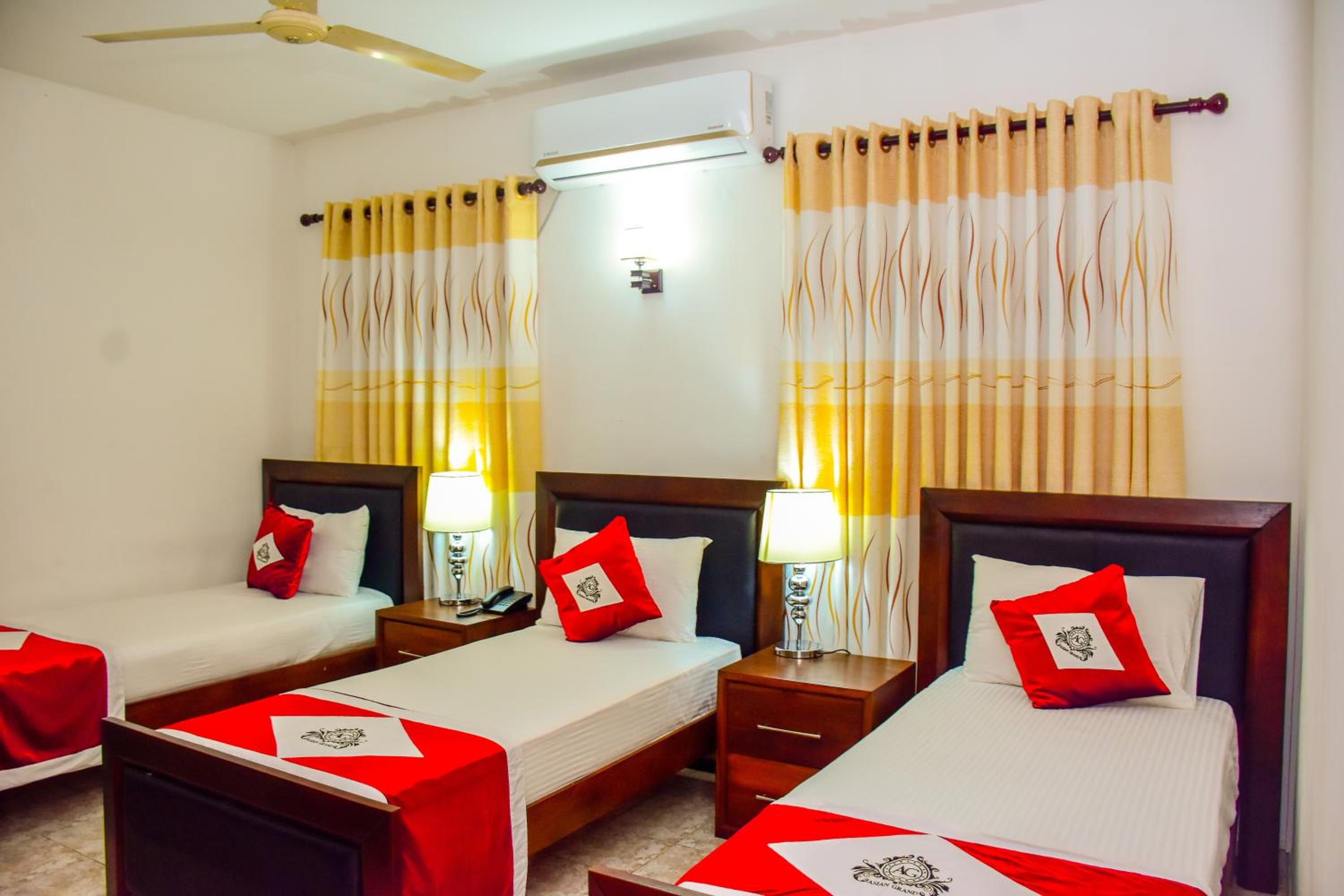 Triple Room with Terrace