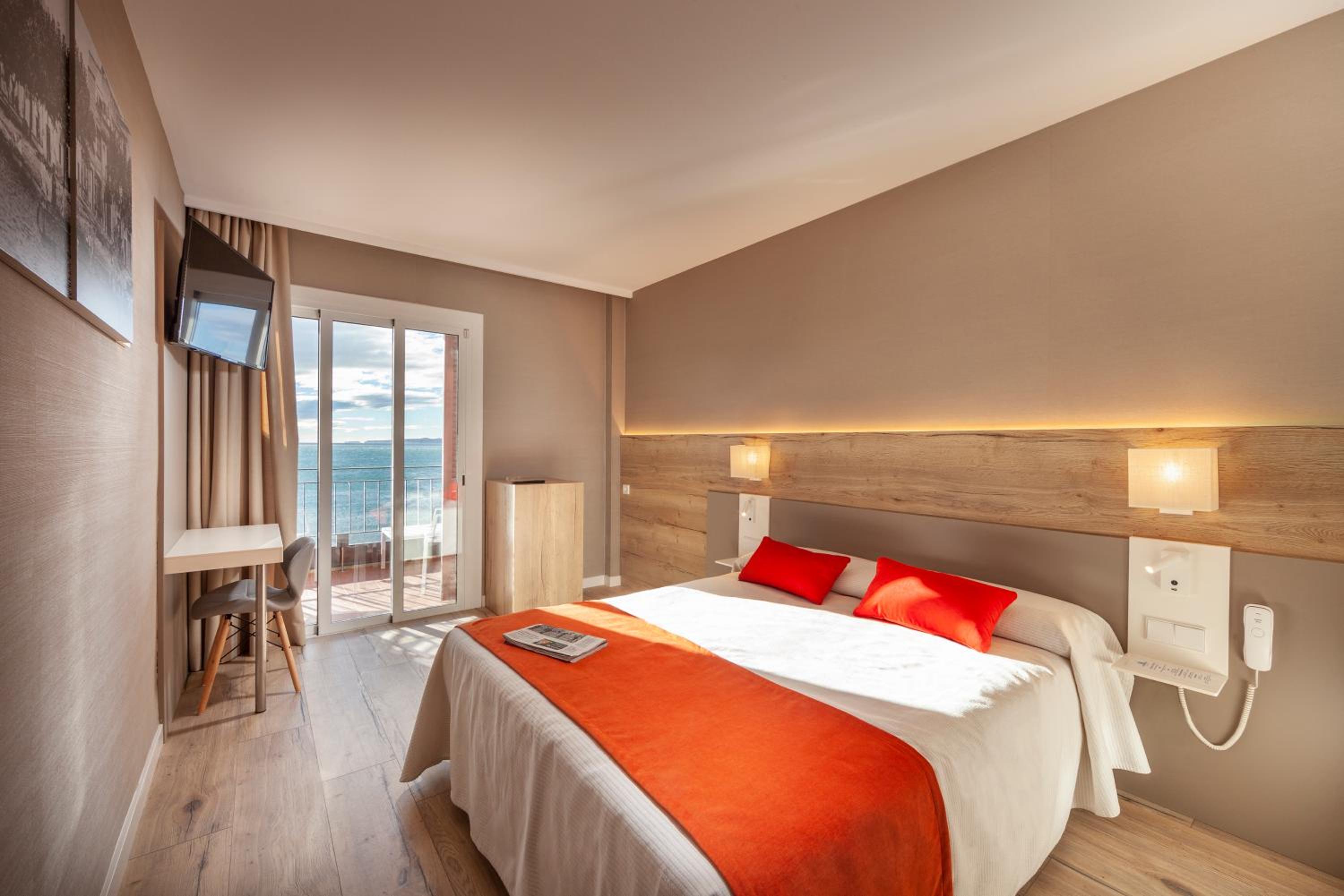 Superior Double or Twin Room with Sea View and Spa Access - Photo 3