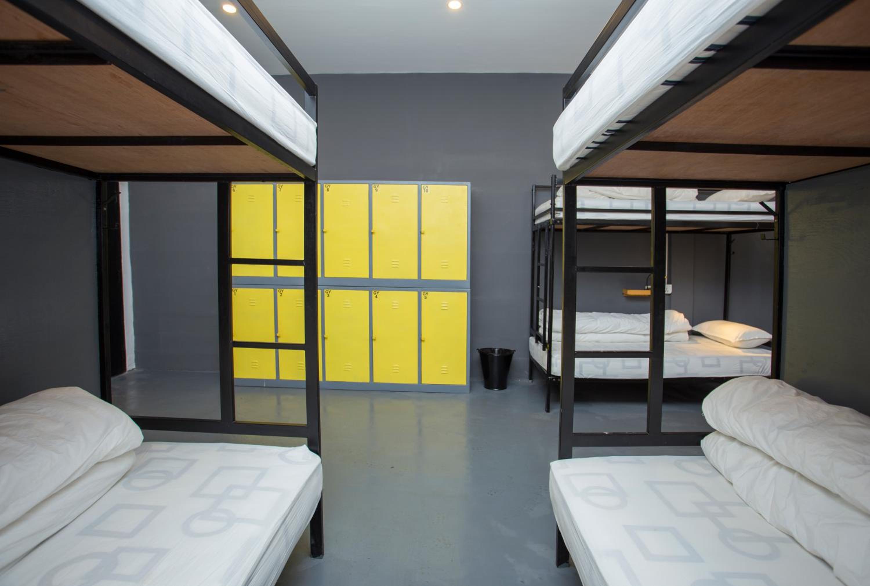 Bed in 10-Bed Female Dormitory Room photo 1