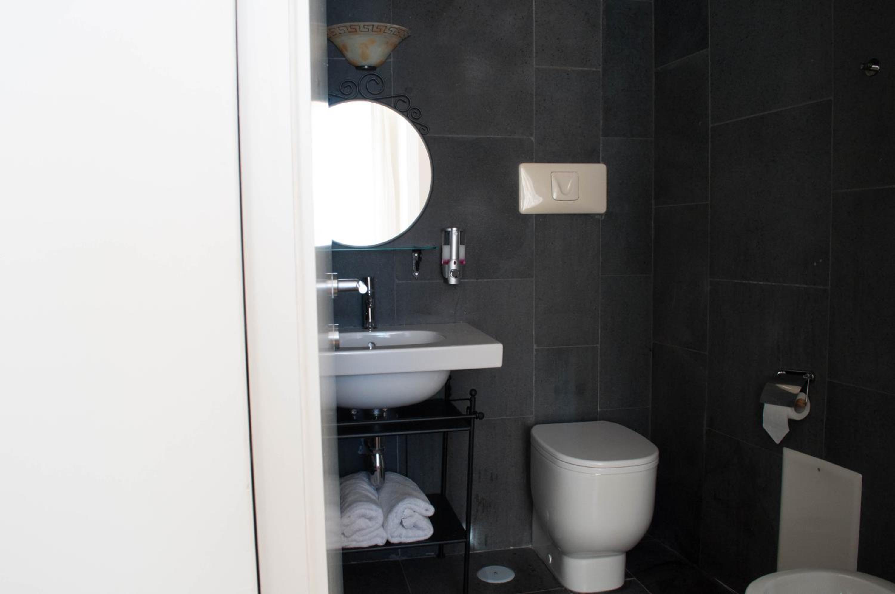 Junior Suite with Balcony photo 2