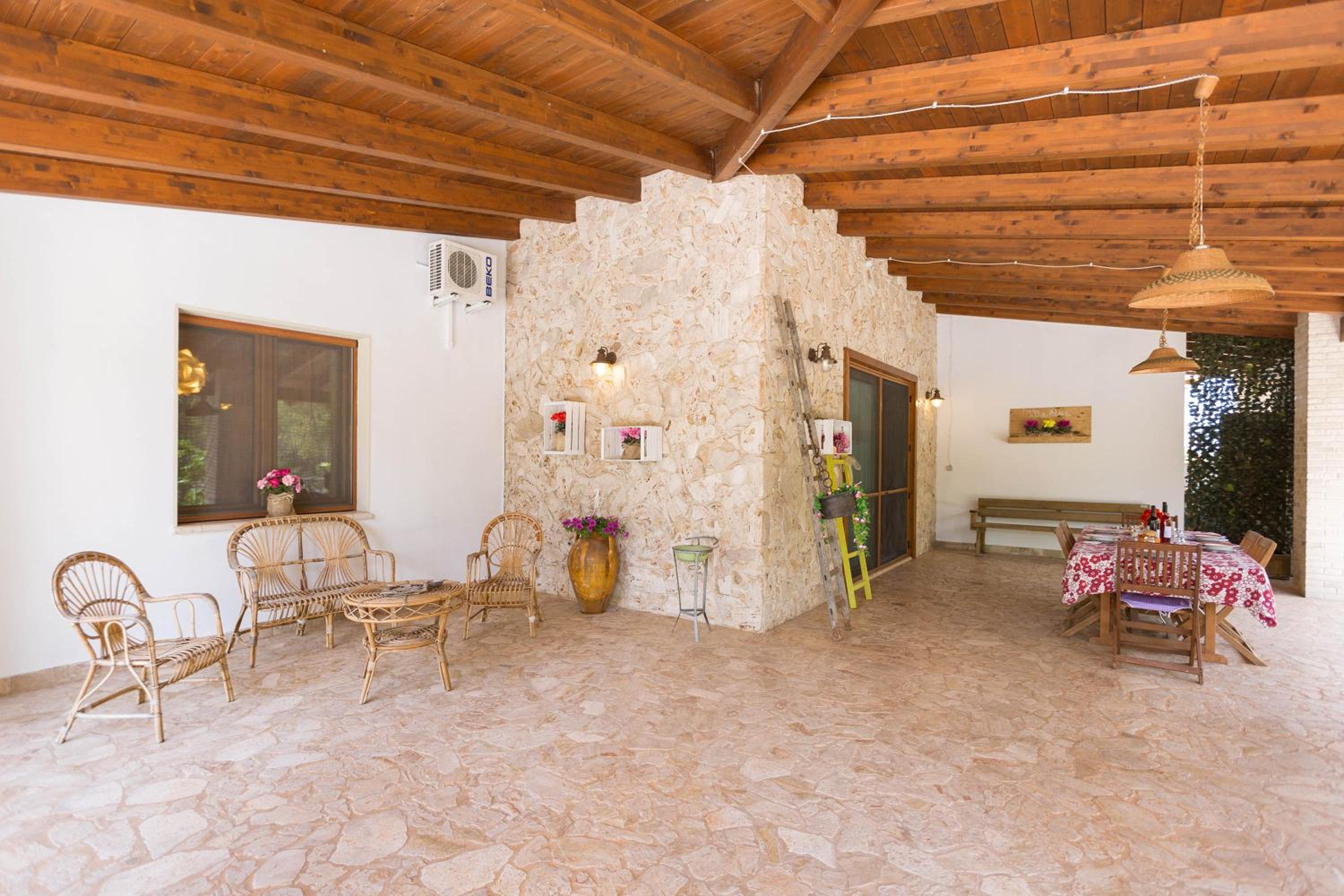 Villa with Private Pool photo 3