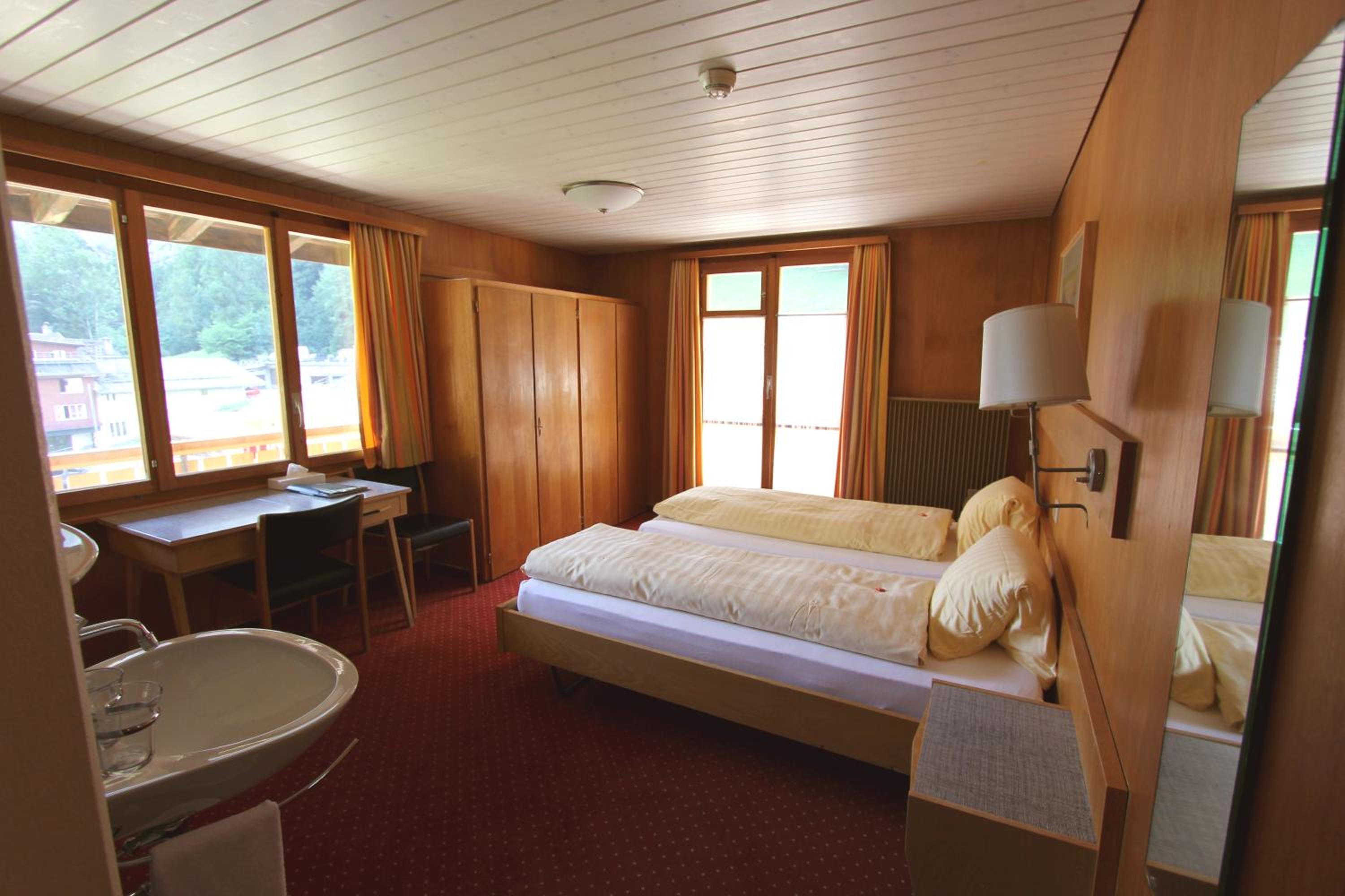 Triple Room with Balcony and Waterfall View photo 1