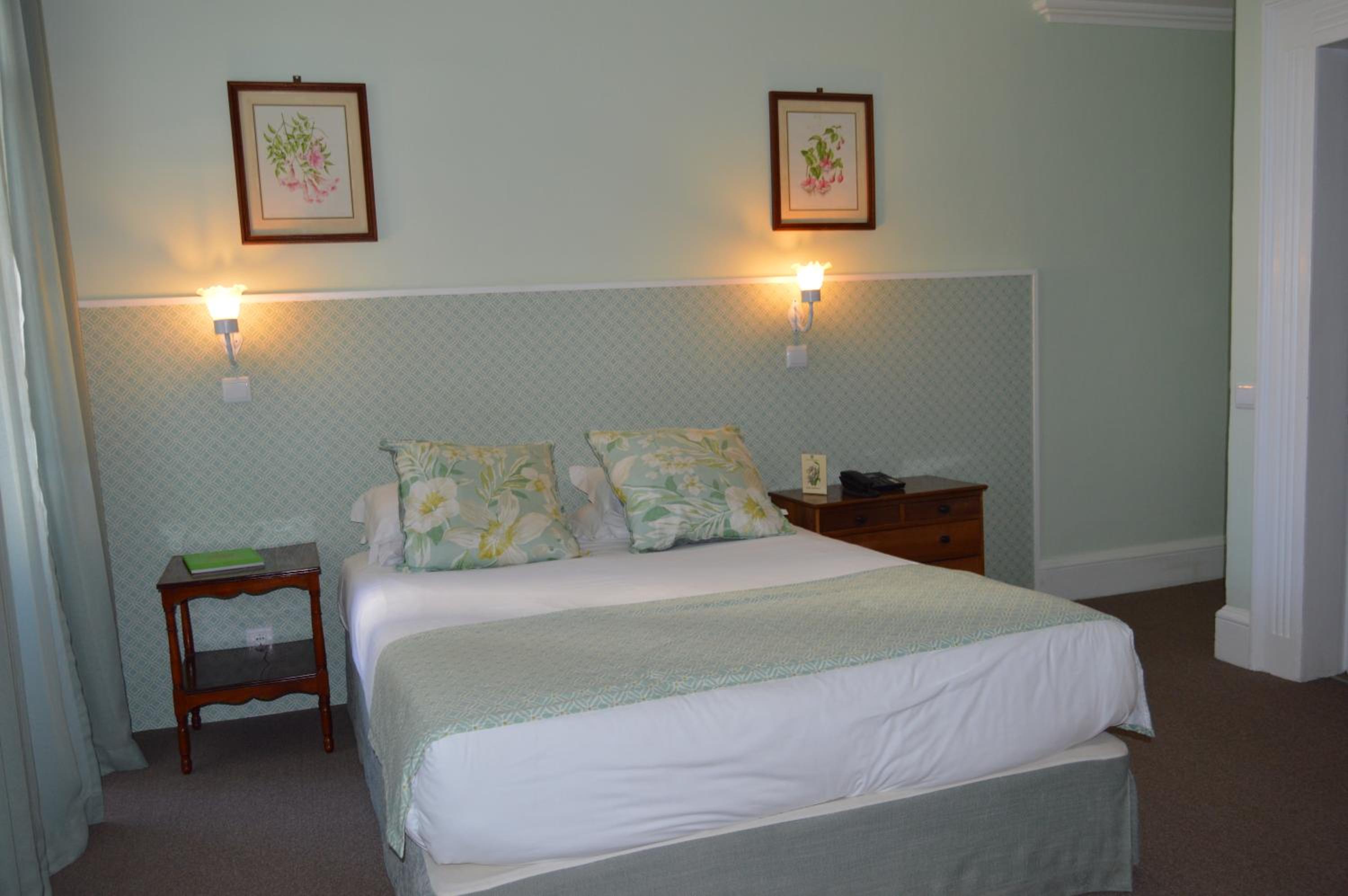 Double or Twin Room with Garden View