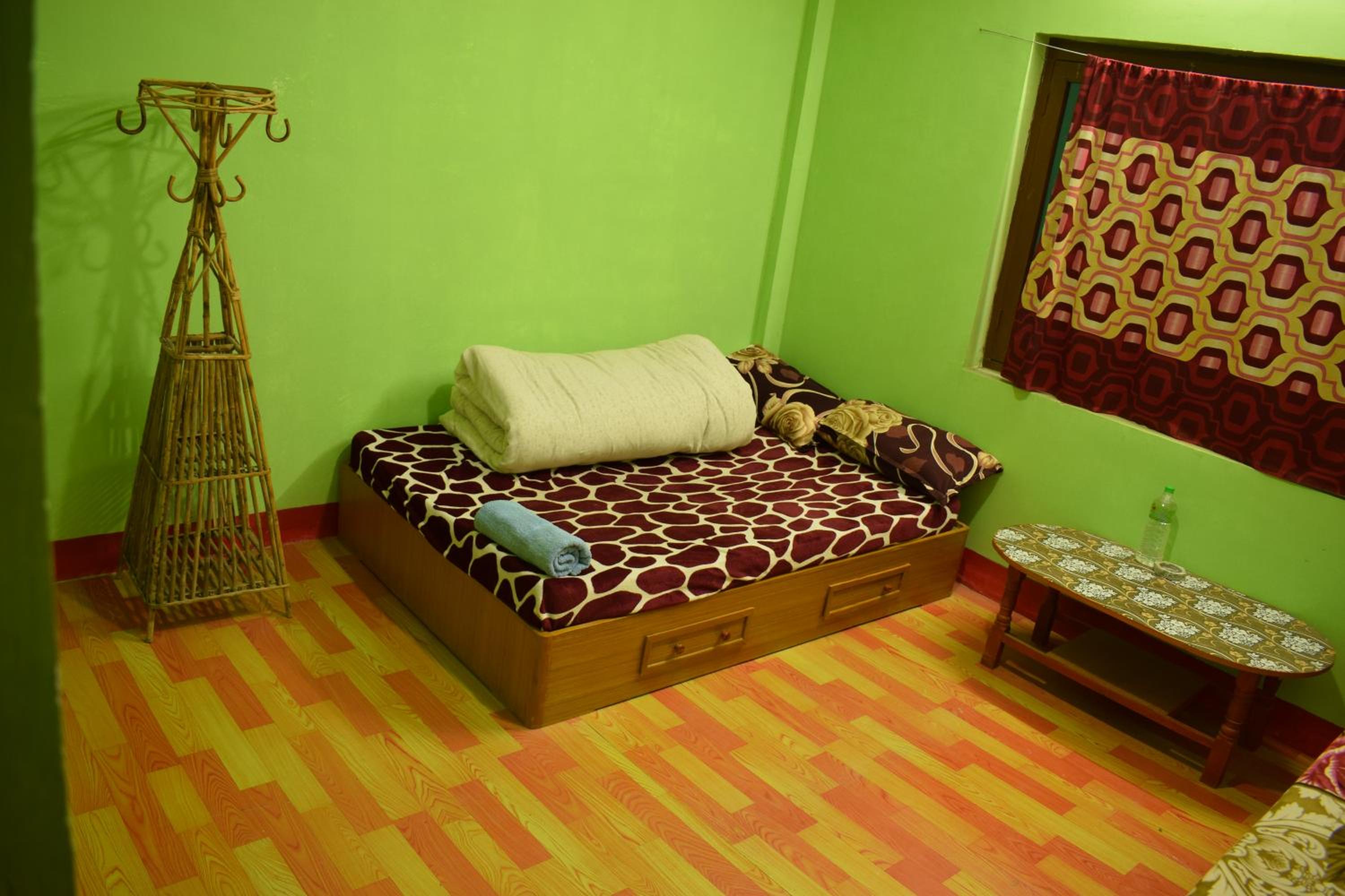 Single Room photo 2
