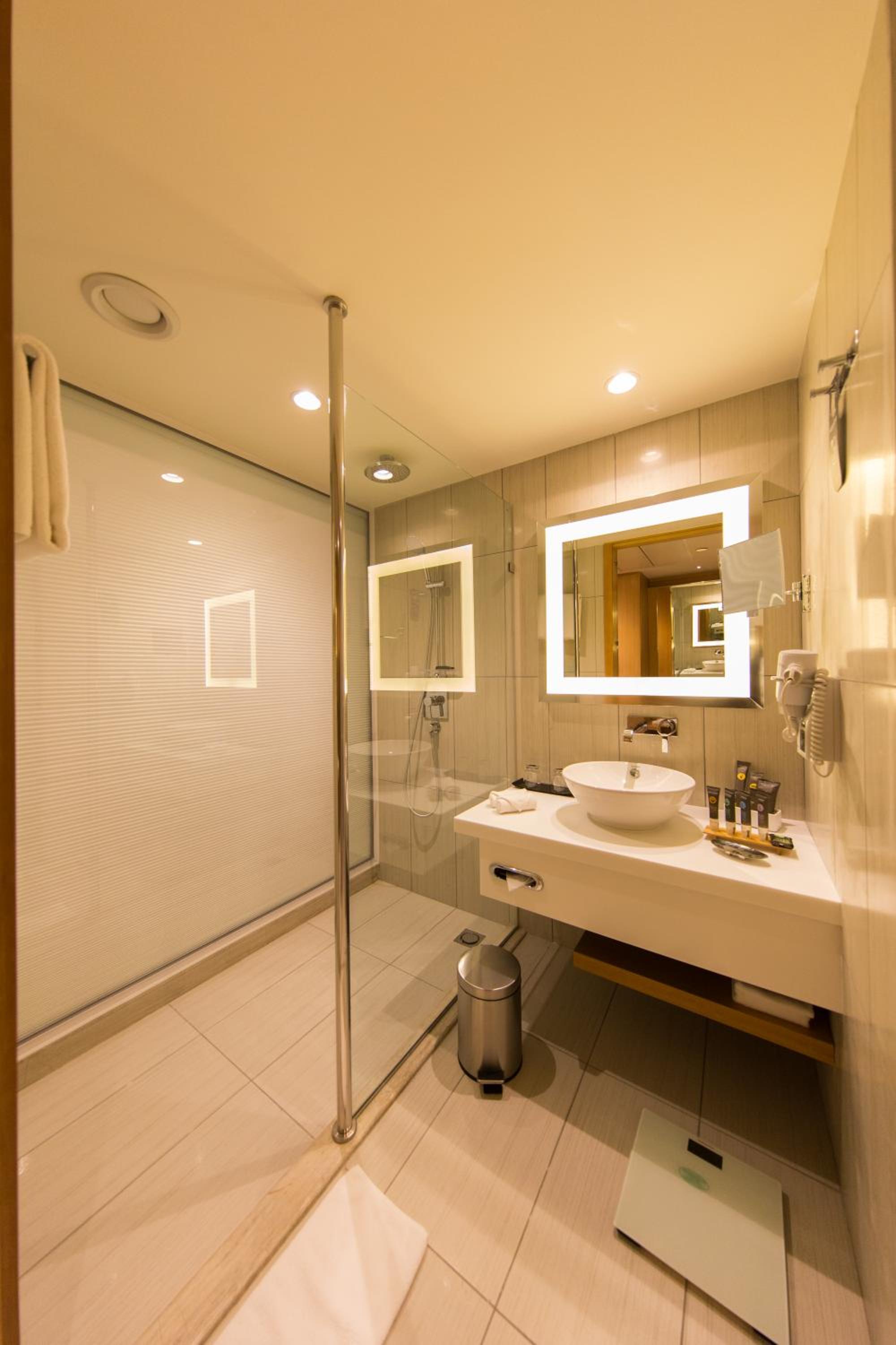 Superior Room - Twin Beds
