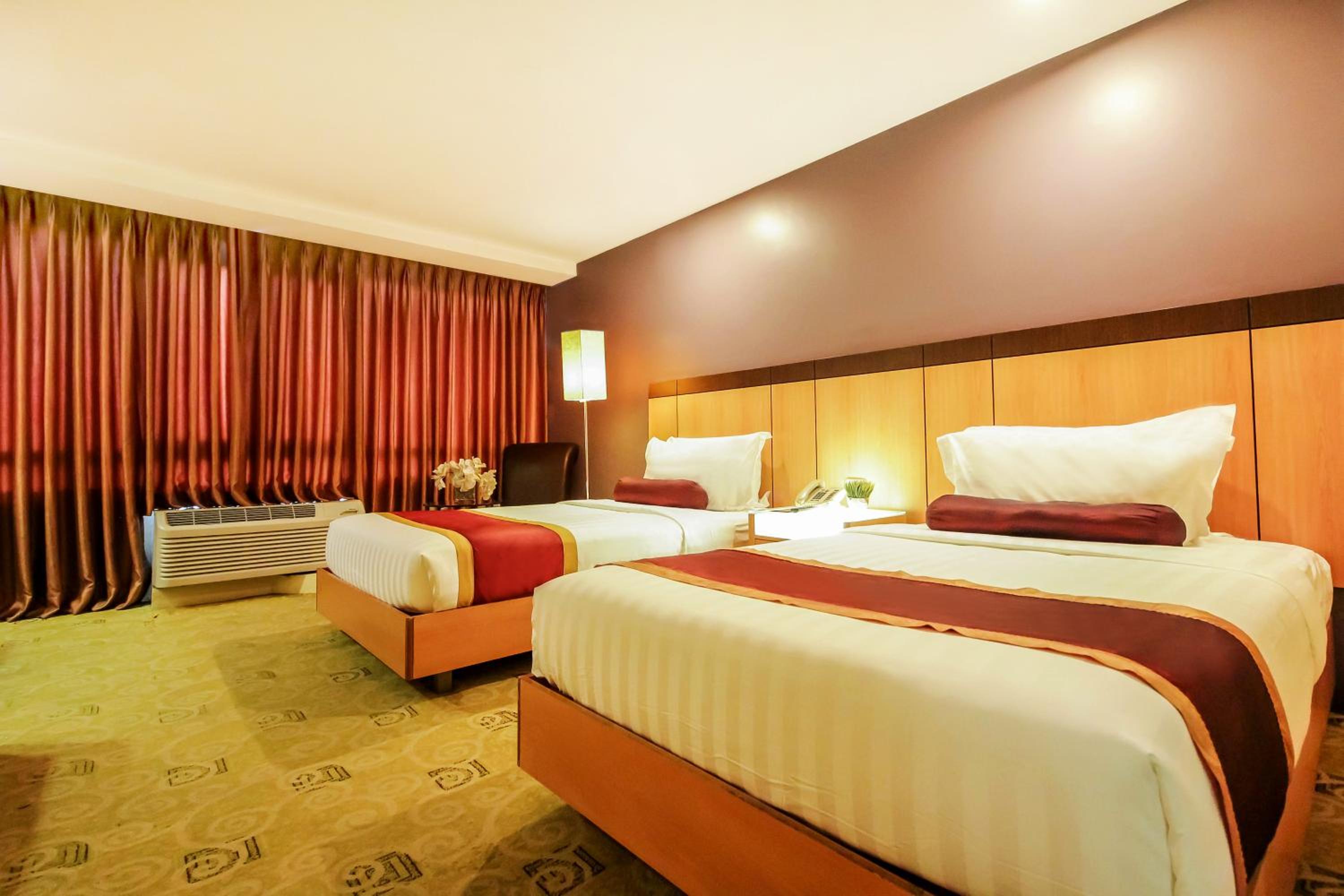 Deluxe Twin - Hotel Floor - Photo 7
