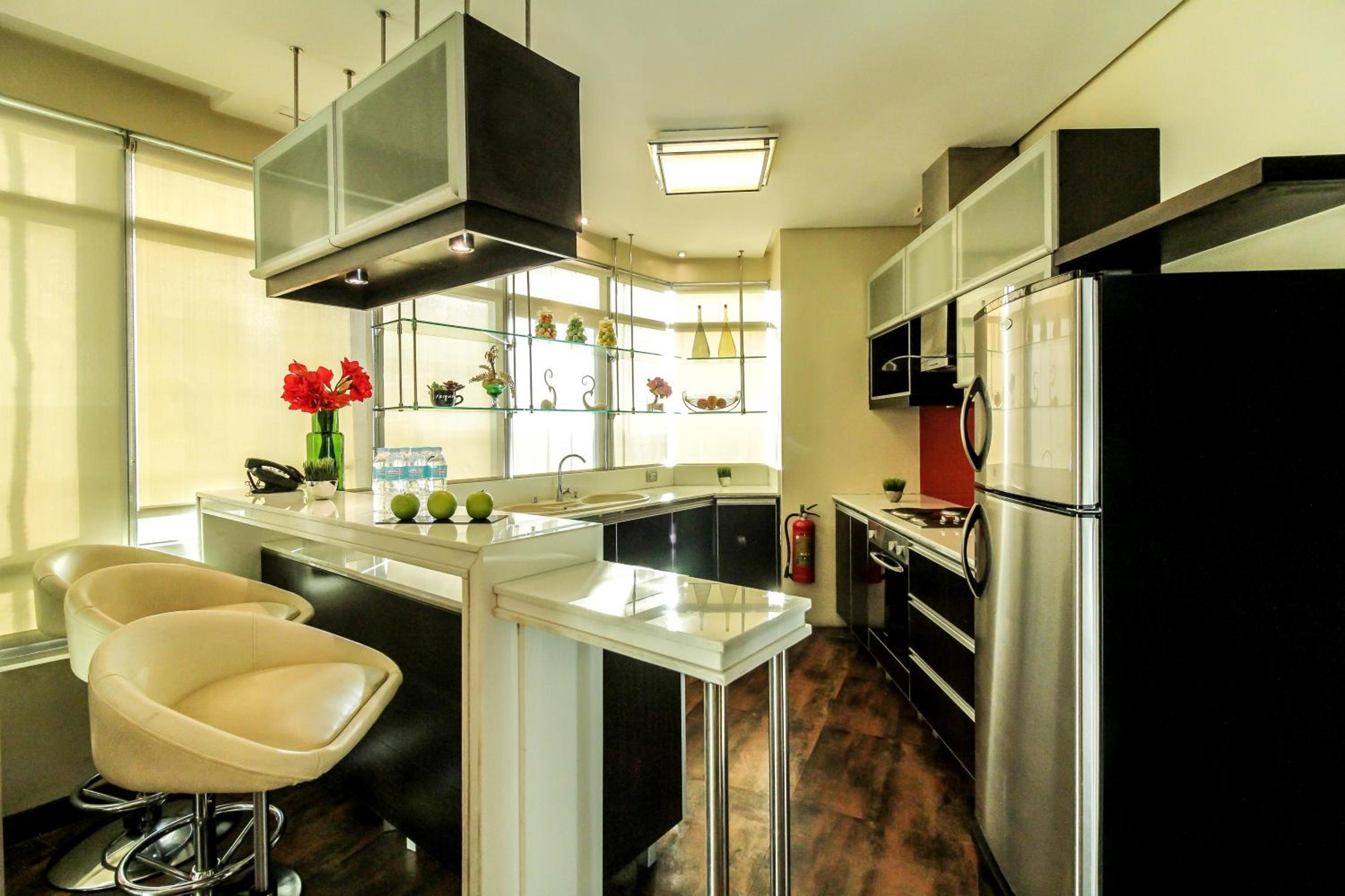 Three-Bedroom Suite - Photo 25