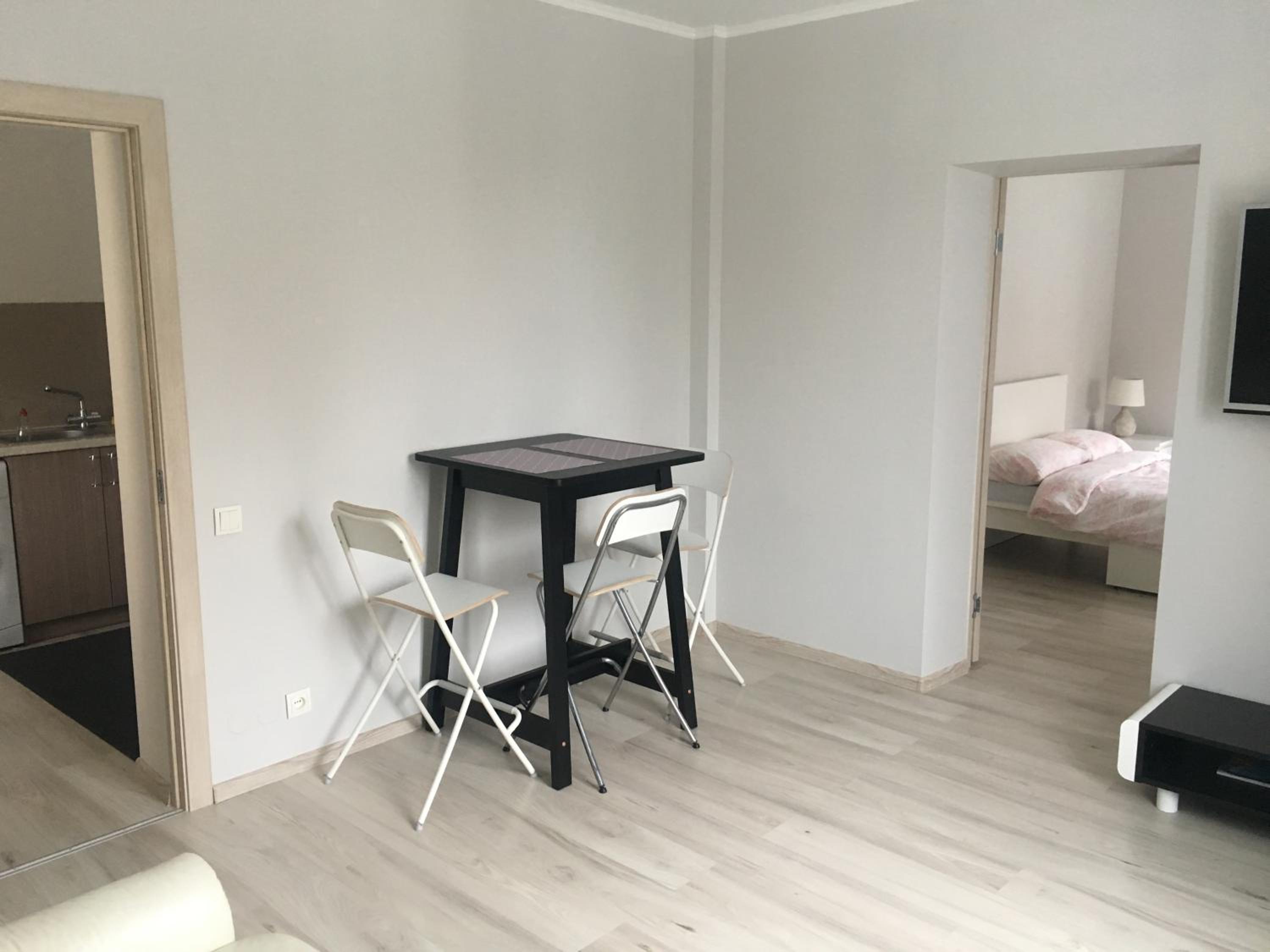 One-Bedroom Apartment - Photo 13