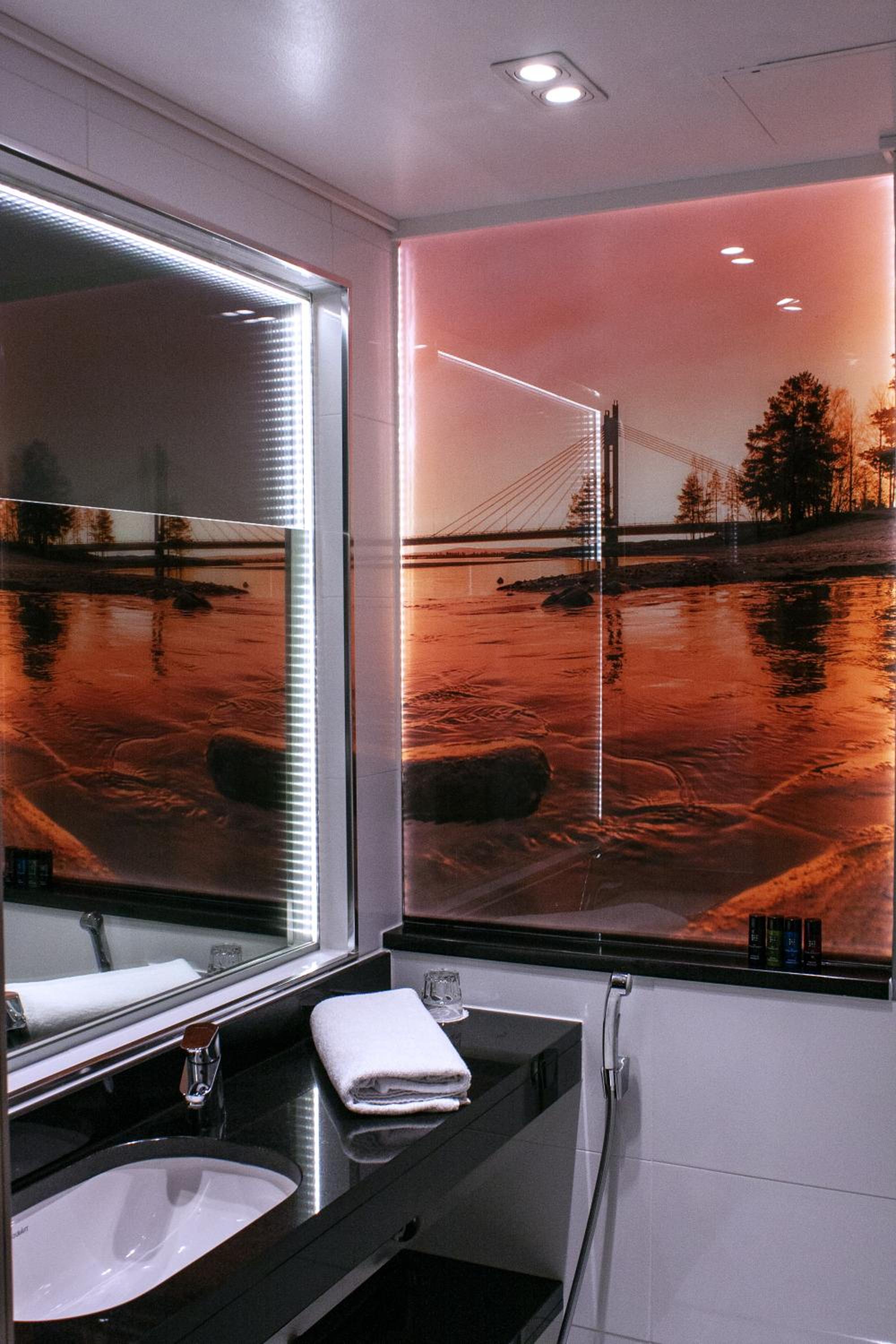 Twin Room - Photo 3