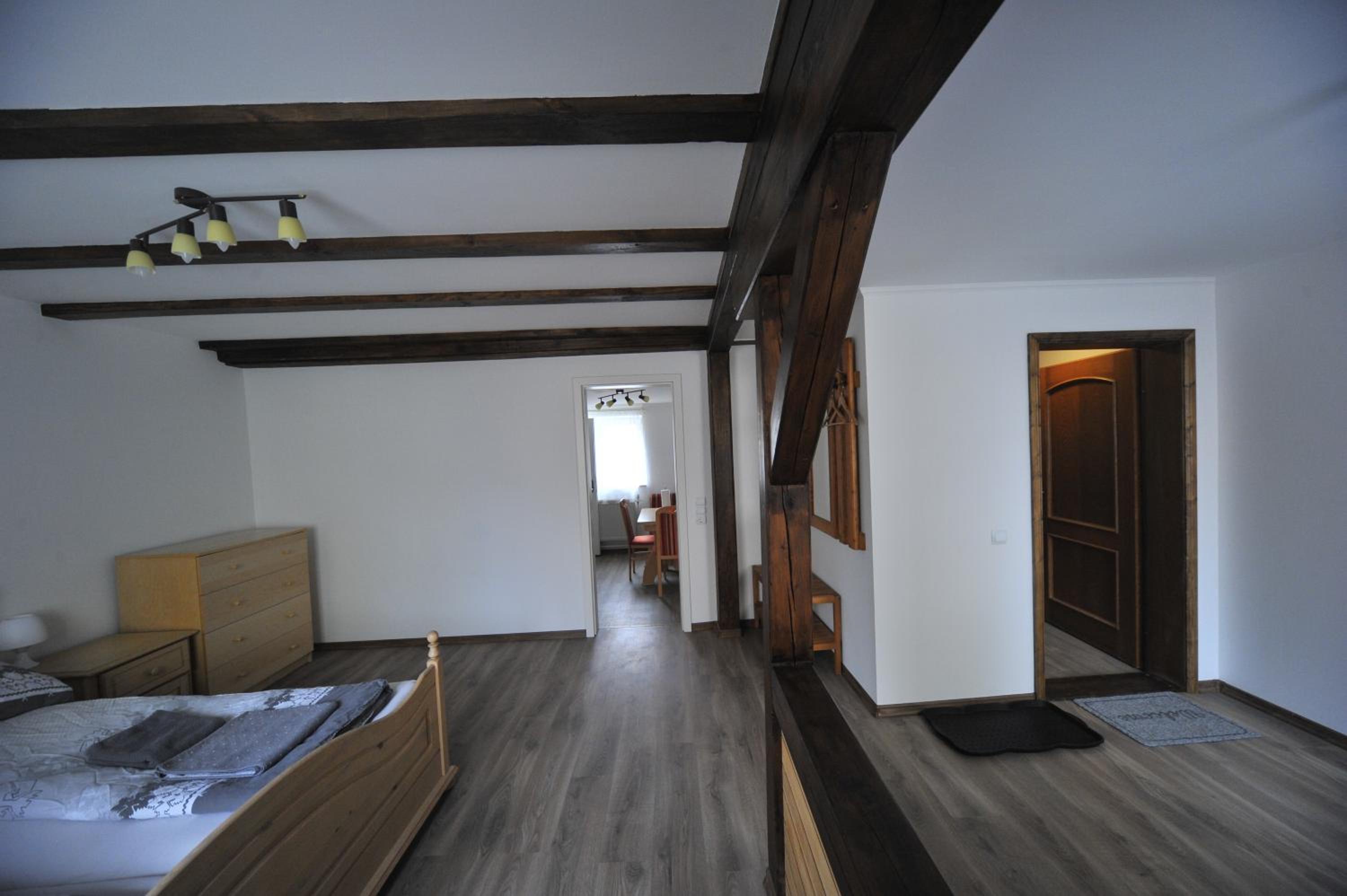 Family Apartment with Private Bathroom and Kitchen - Photo 2
