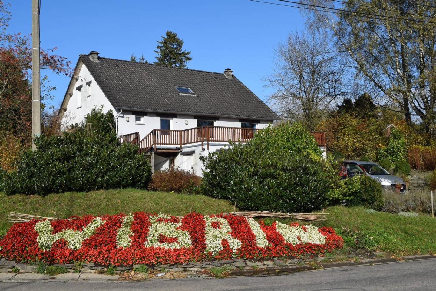 Villa photo 1