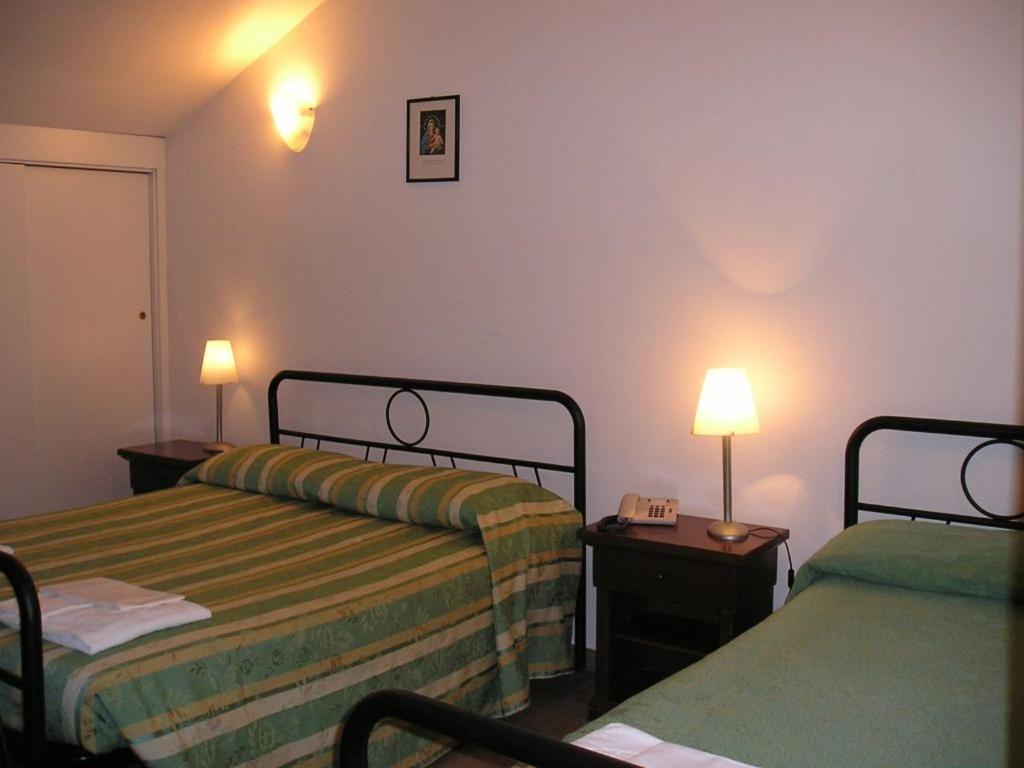 Standard Triple Room photo 1