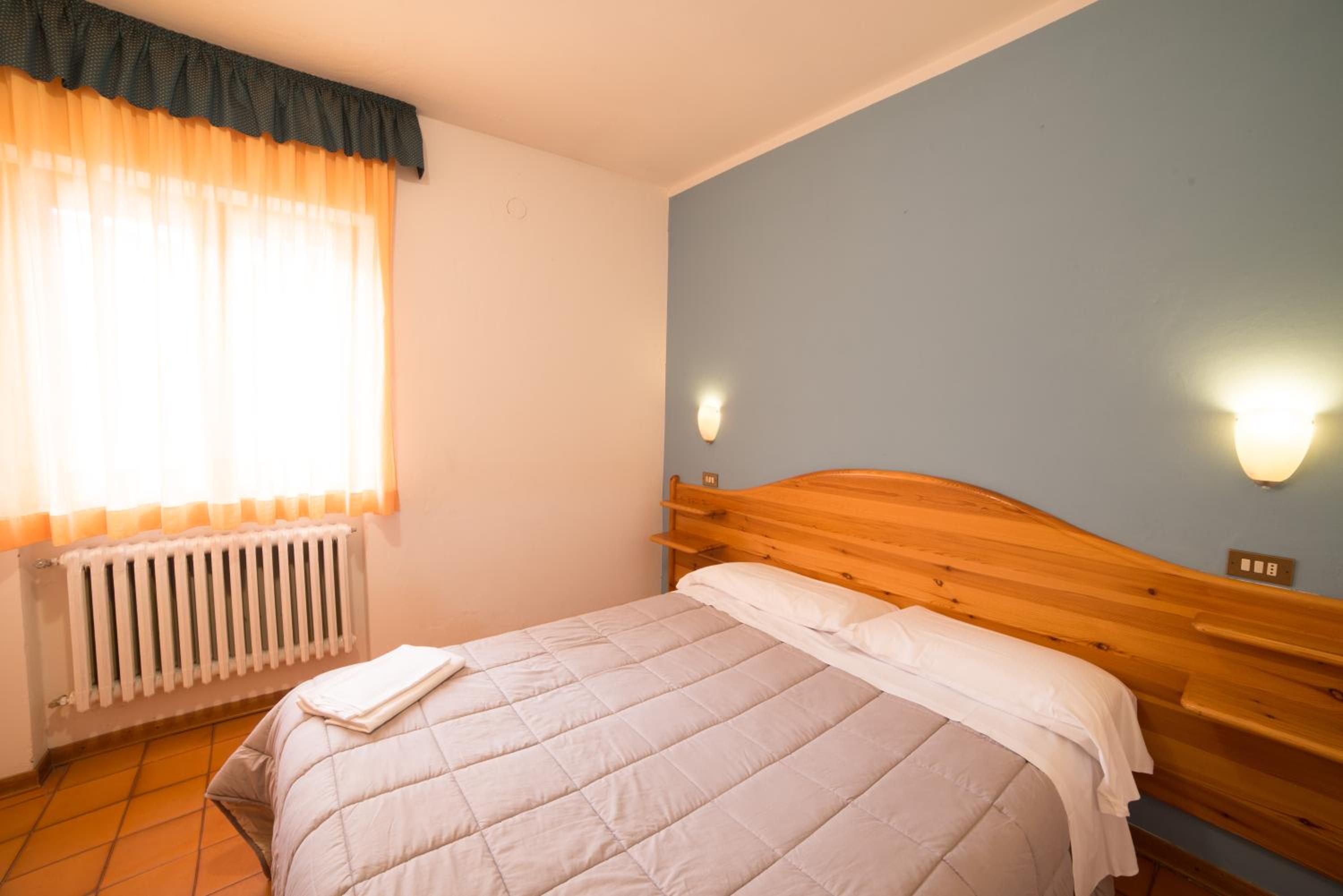 Double Room - Photo 4