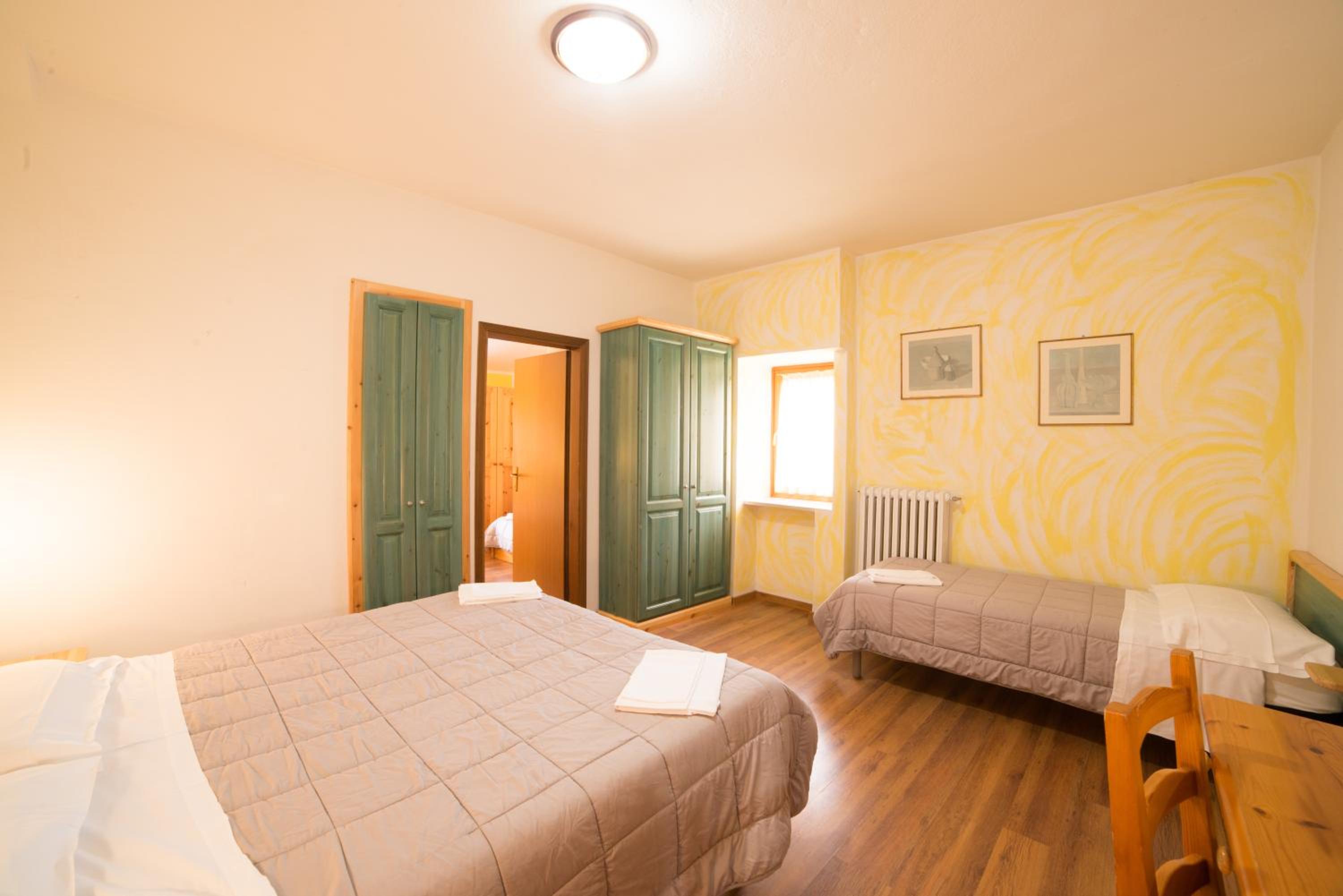 Quadruple Room - Photo 4