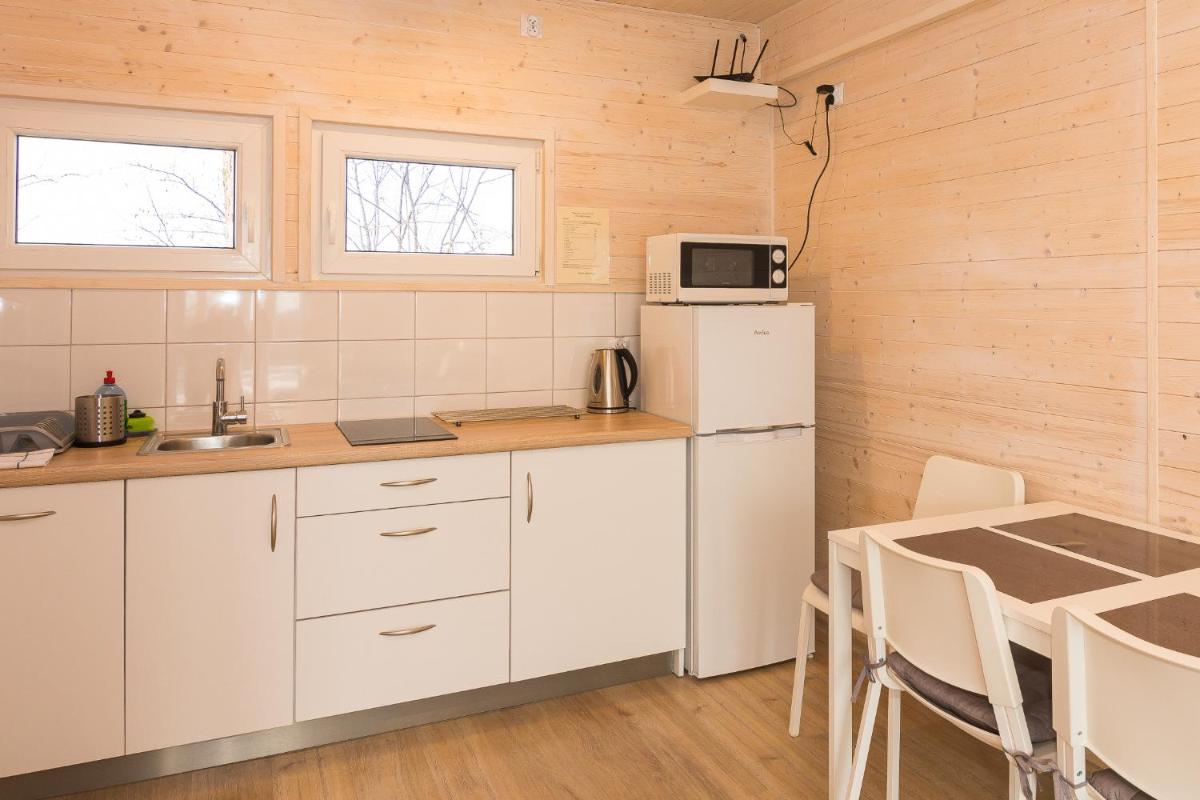 Two-Bedroom House - Photo 6