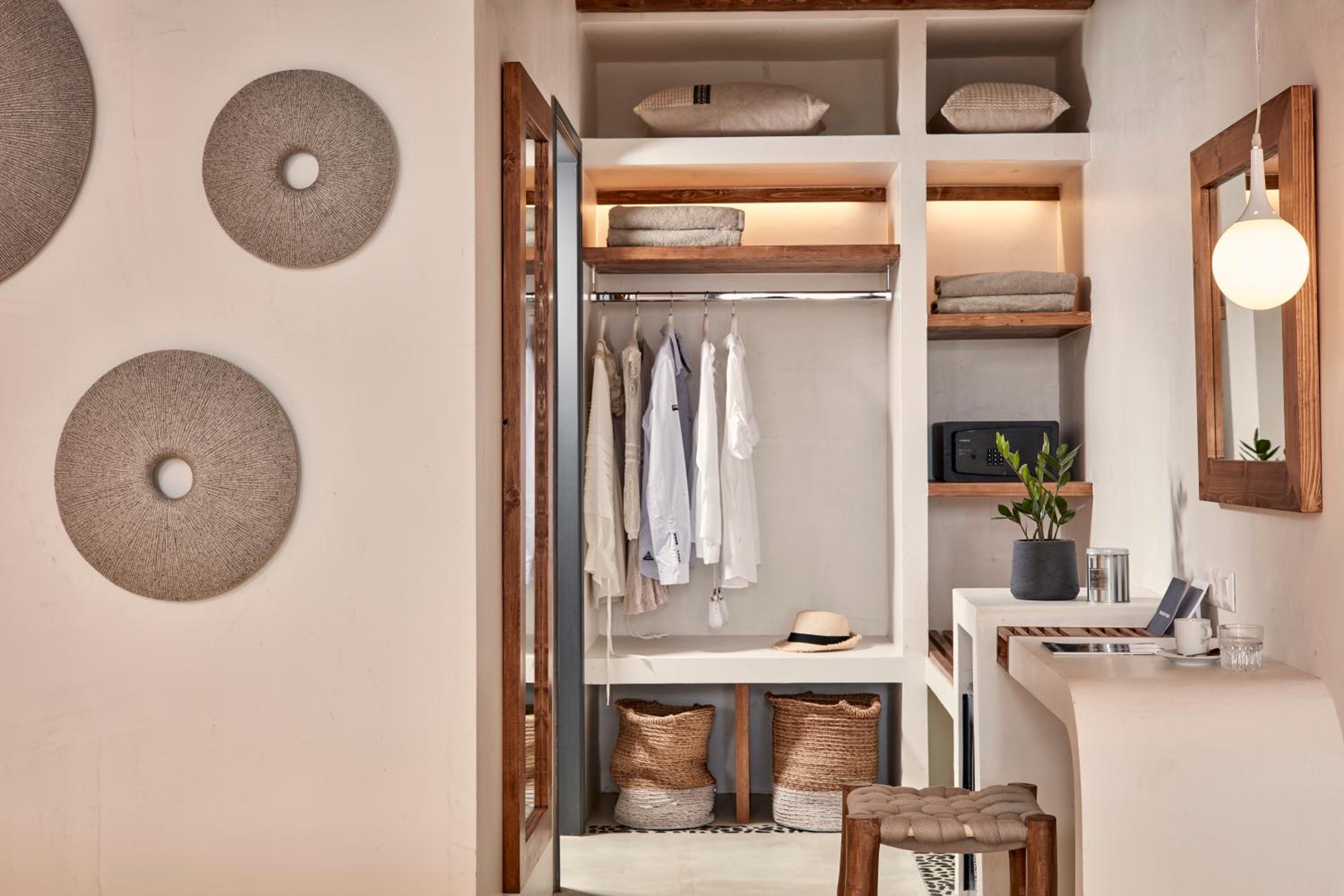 Superior Double Room - Photo 9
