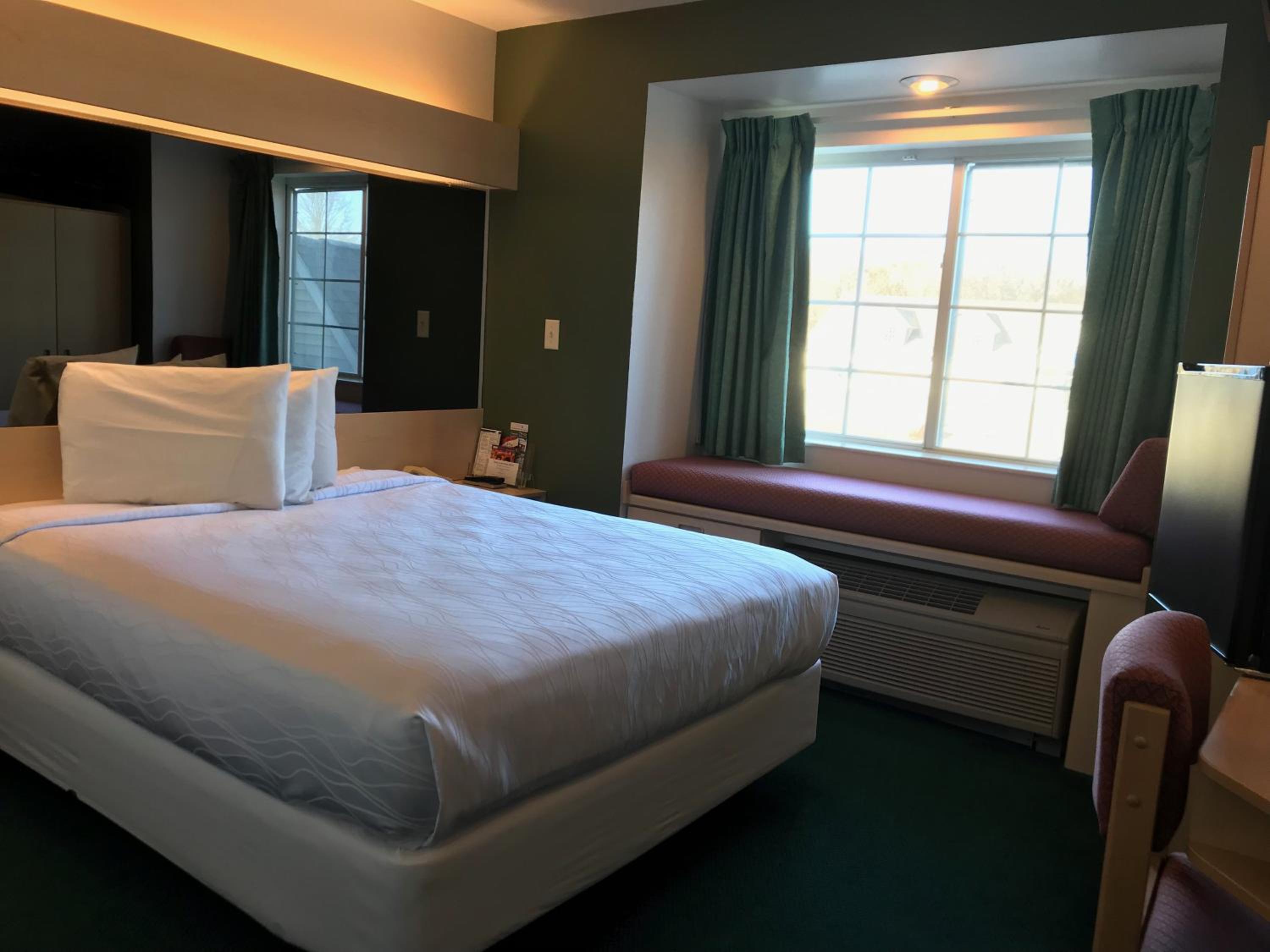 Standard Double Room - Photo 3