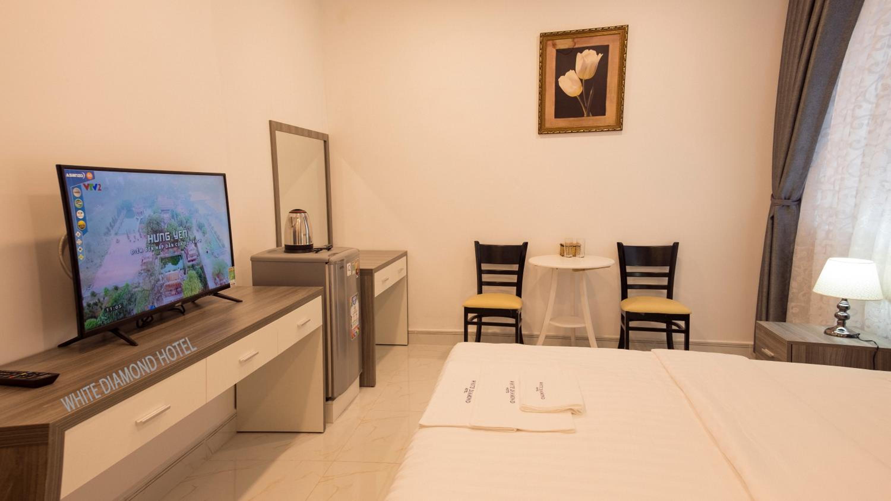 Suite with City View - Photo 2