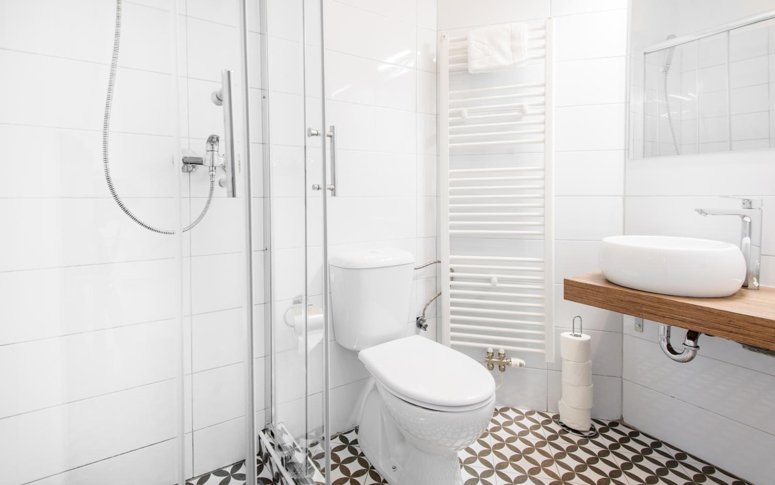 Standard Quadruple Room - Photo 3