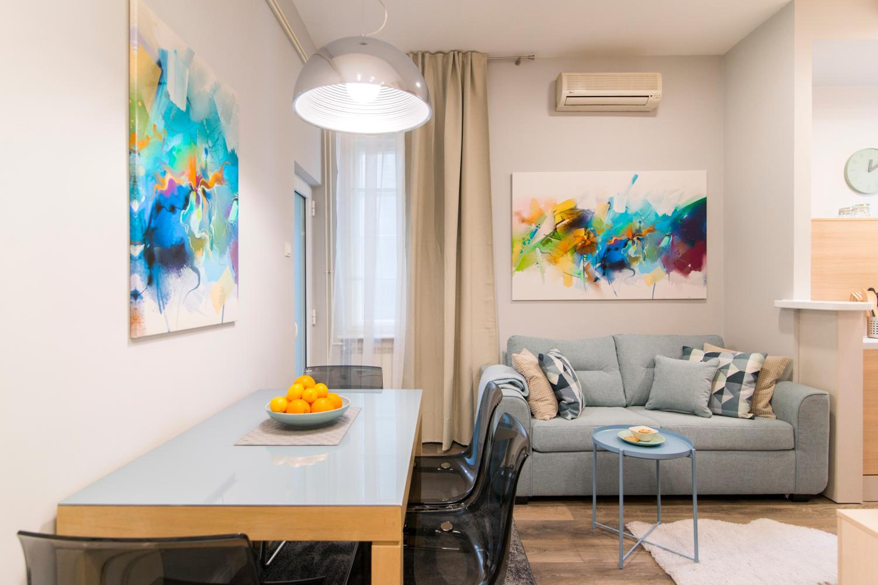 Apartment - Photo 1
