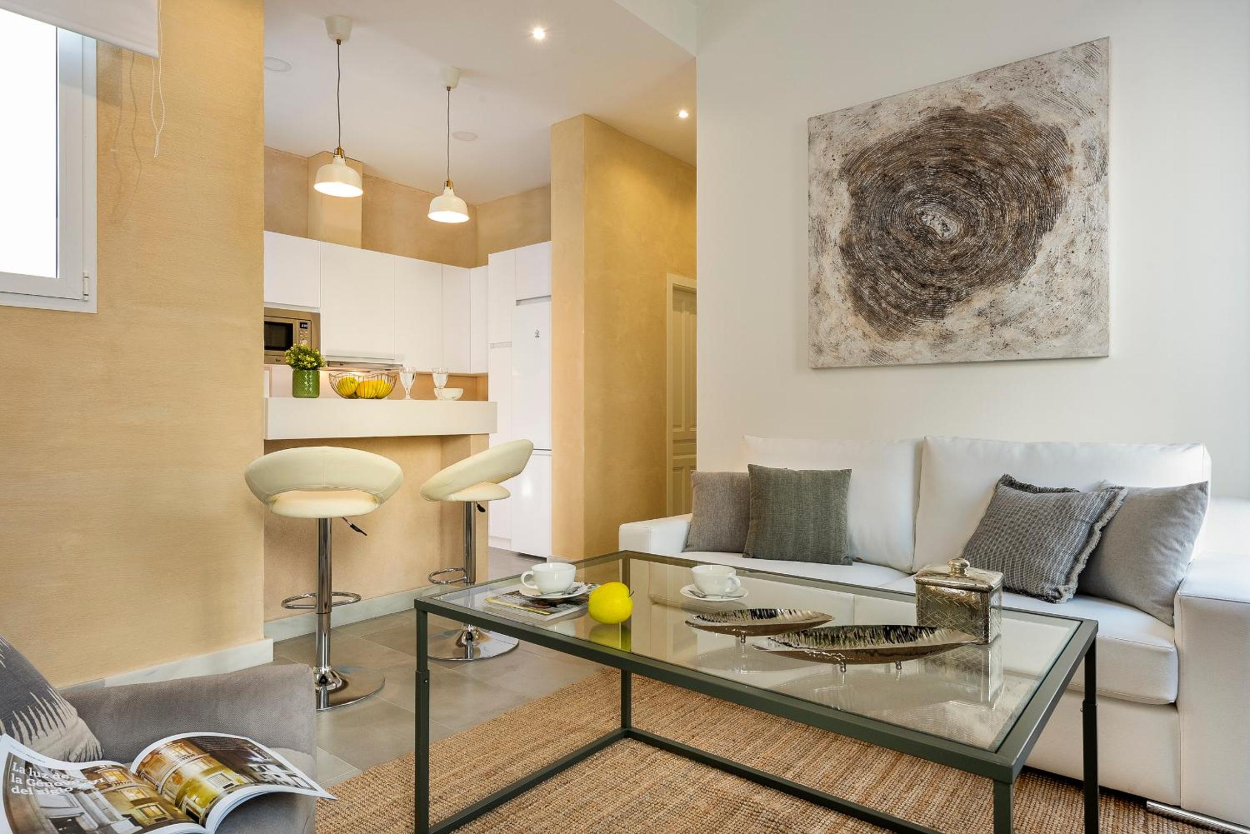 Duplex Three-Bedroom Apartment with Terrace - Photo 6