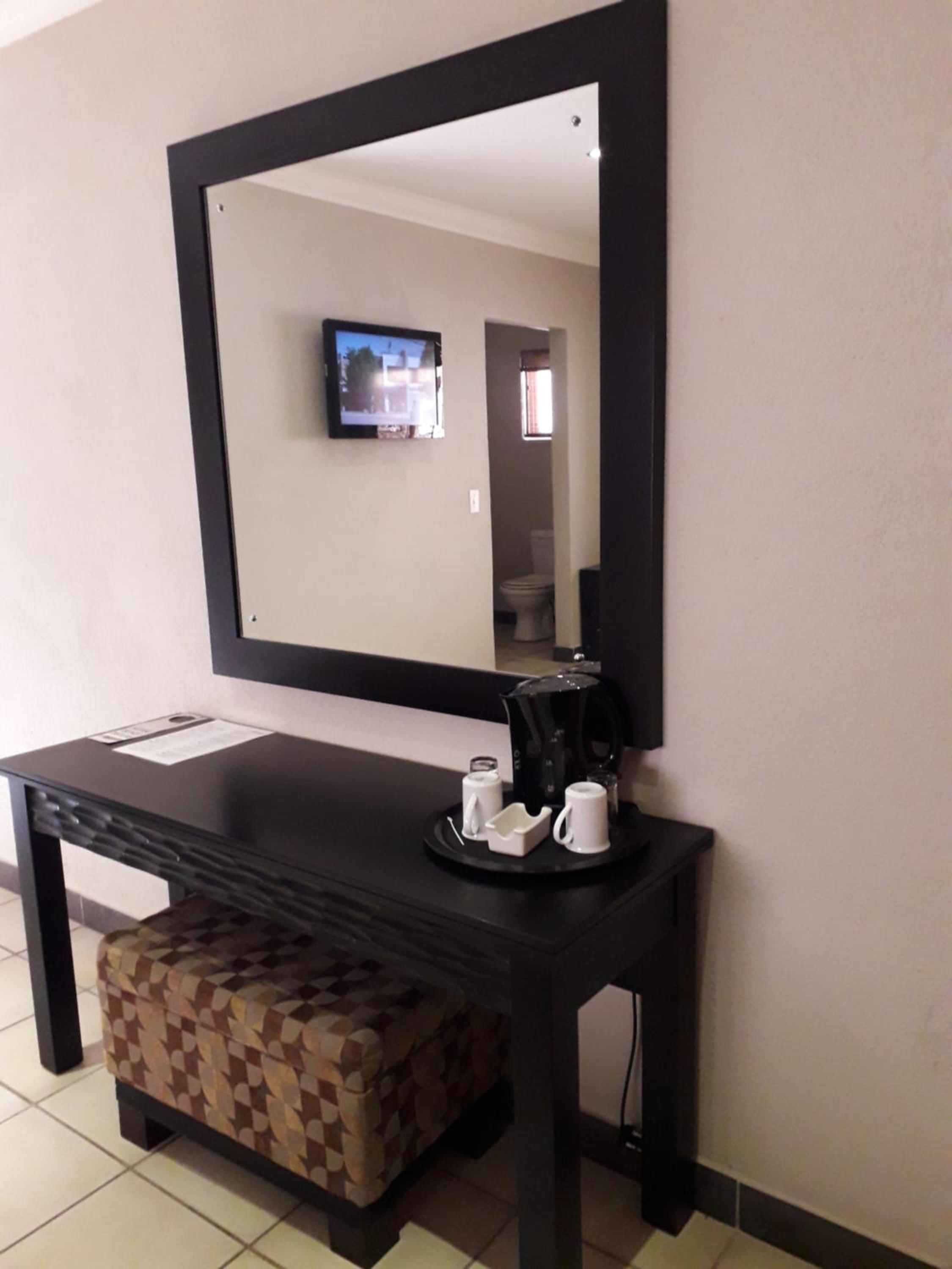 Twin/Double Room - Photo 3