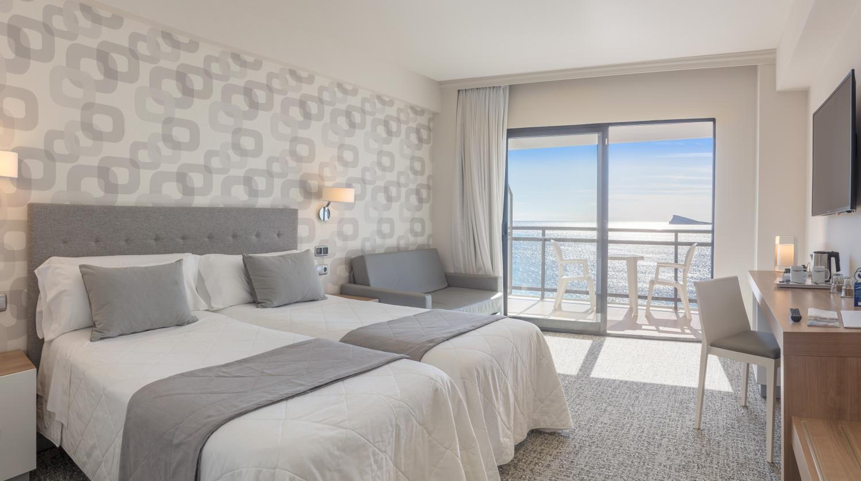Habitación Doble con Vista al Mar y Terraza