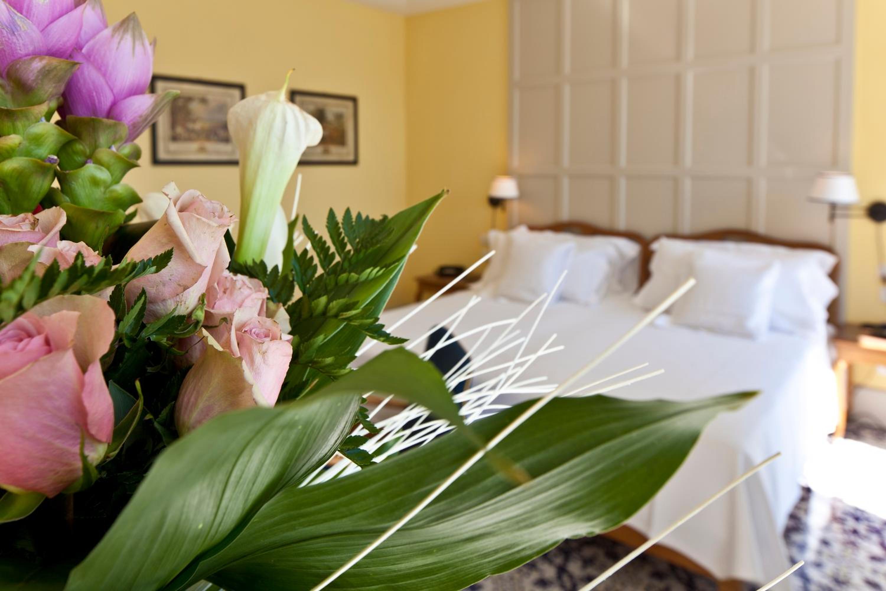 Double or Twin Room with Sea View - Photo 7