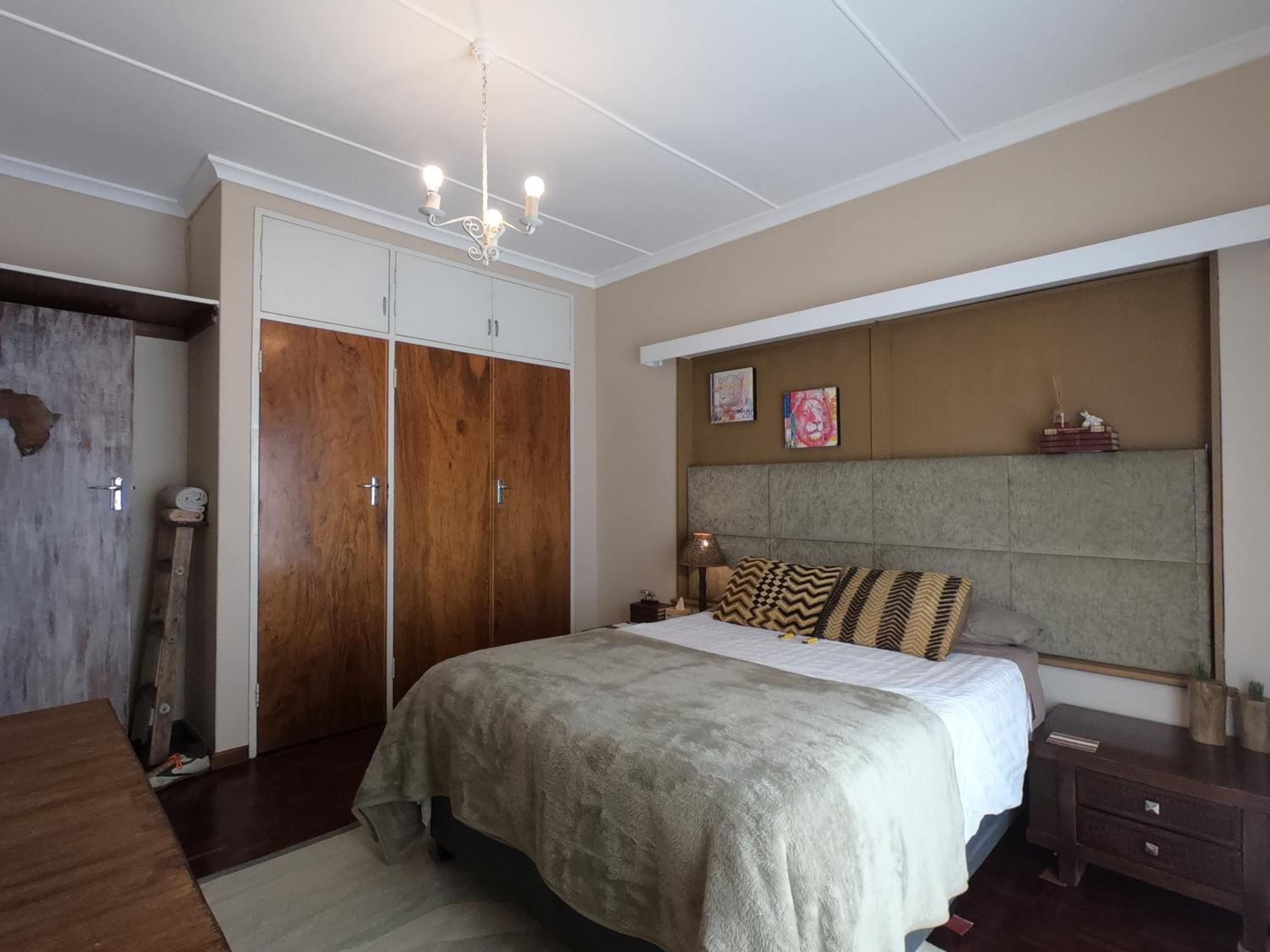 Double Room with Shared Bathroom photo 1