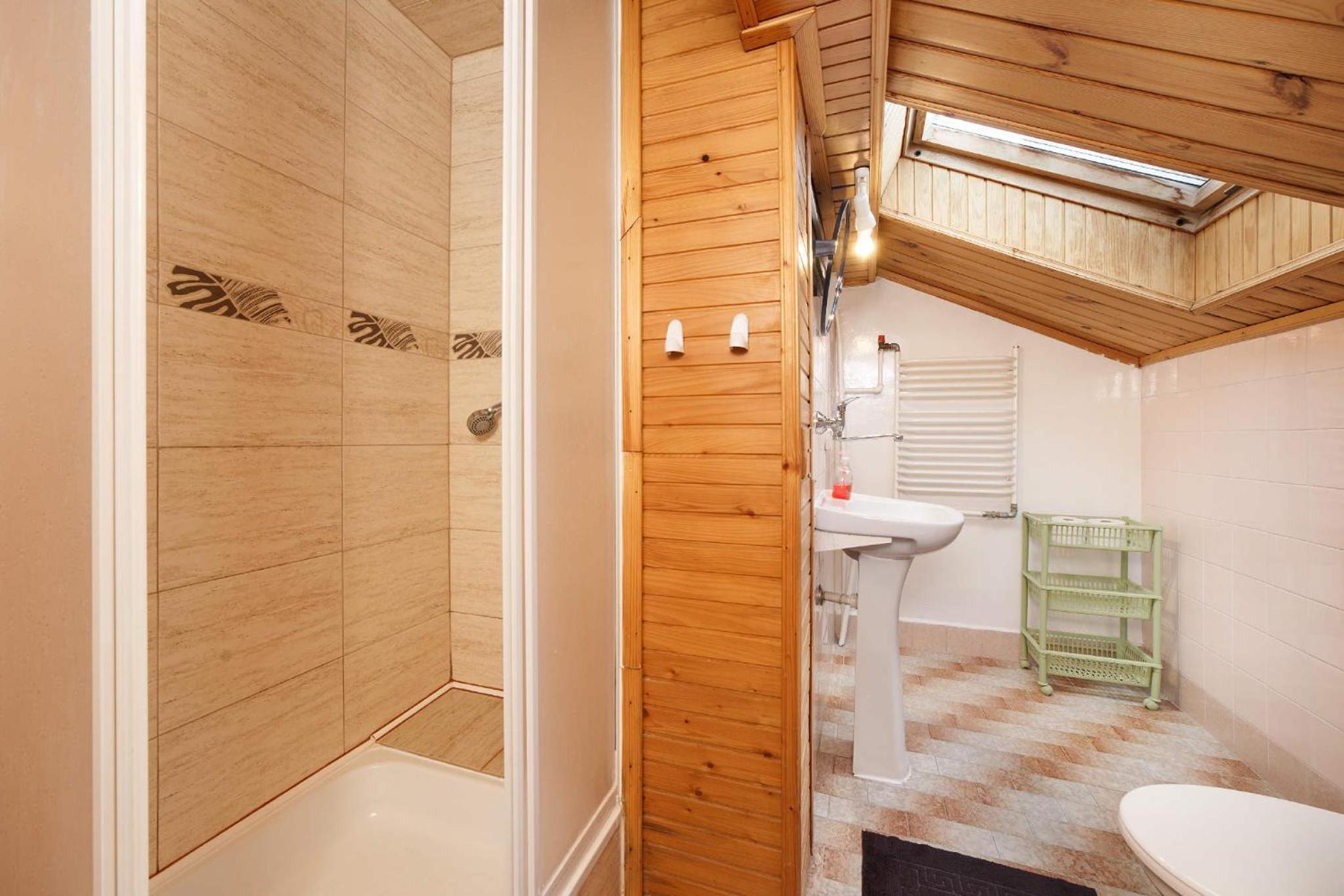 Double Room with Two Beds - Photo 3