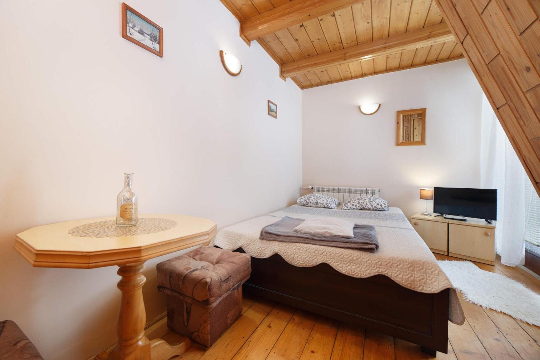 Double Room with Balcony and Shared Bathroom photo 1