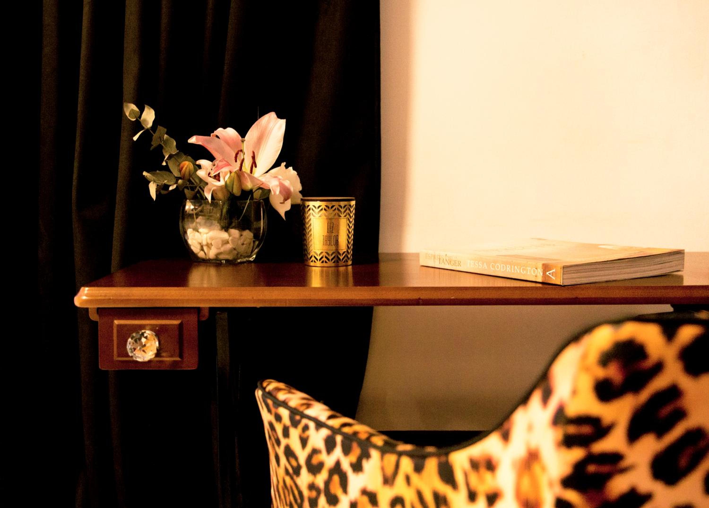 Deluxe Room - Photo 4