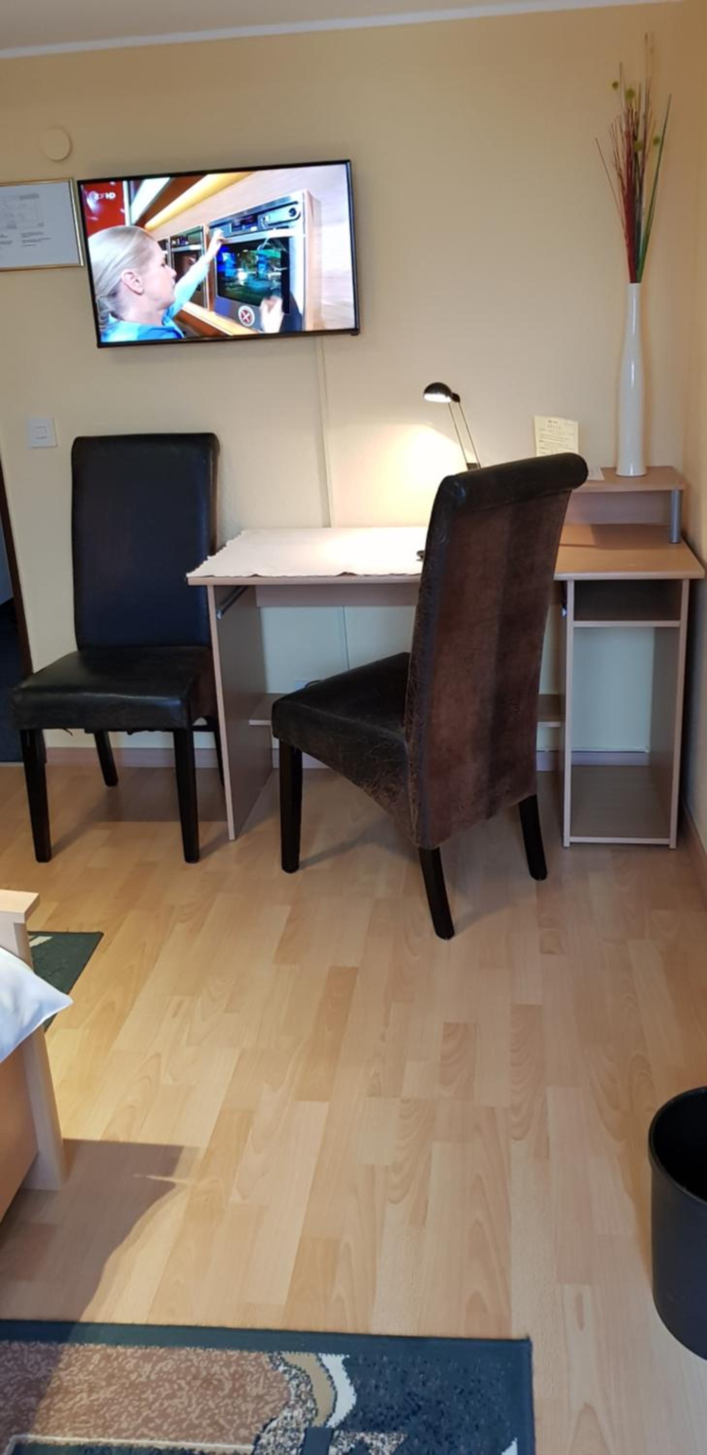 Double or Twin Room - Photo 11