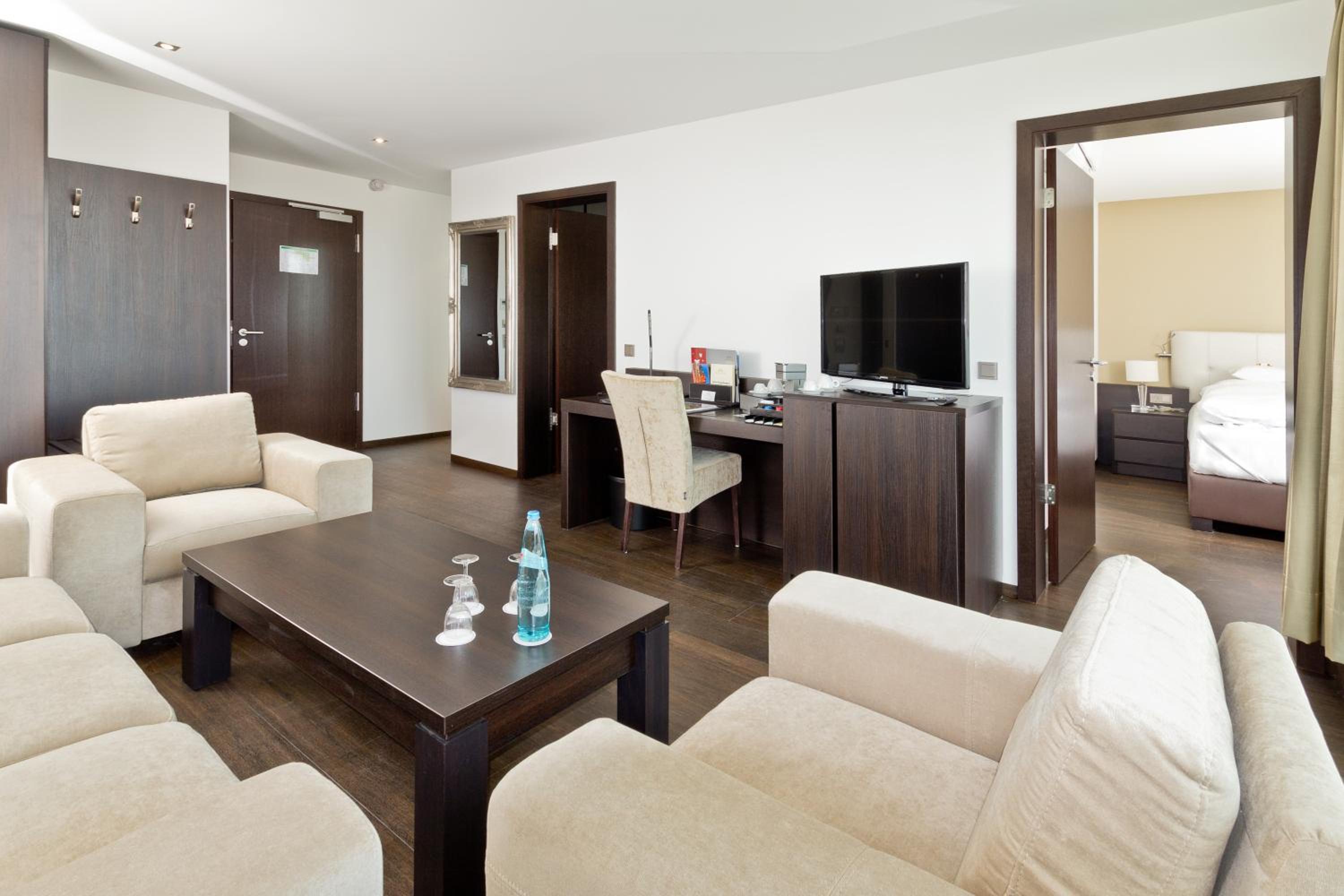 Luxury Suite